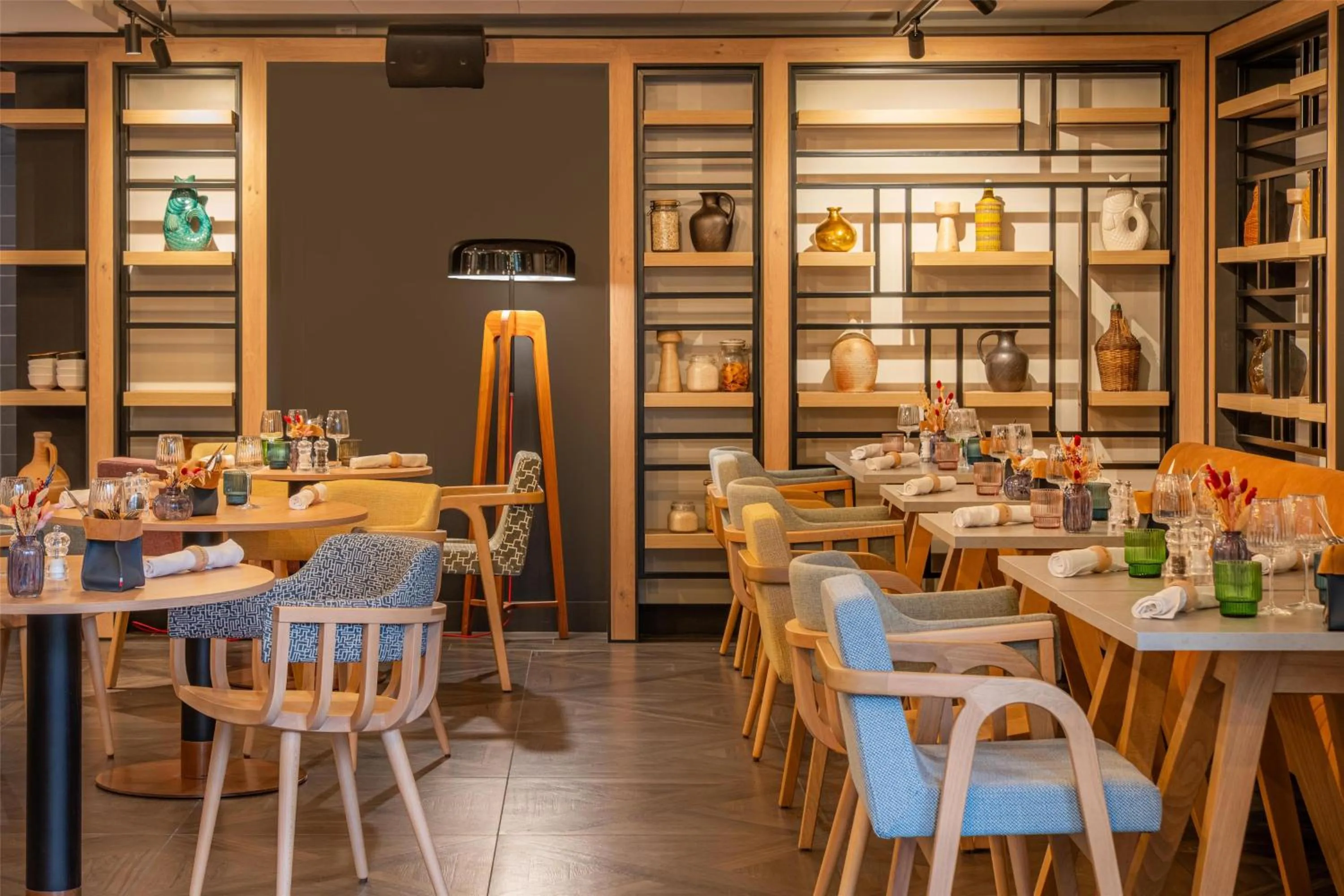 Restaurant/places to eat in FirstName Toulouse