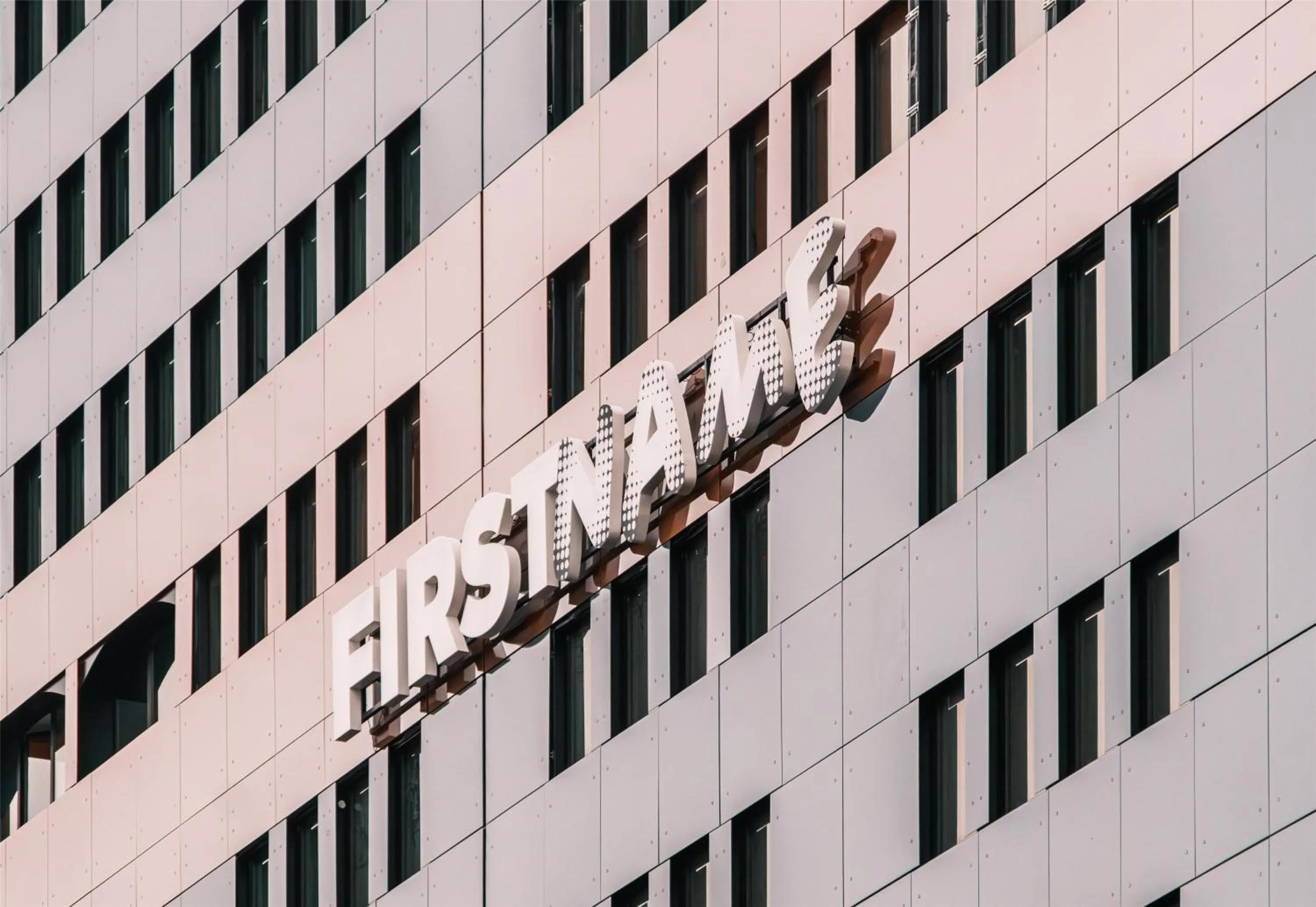 Property building in FirstName Toulouse