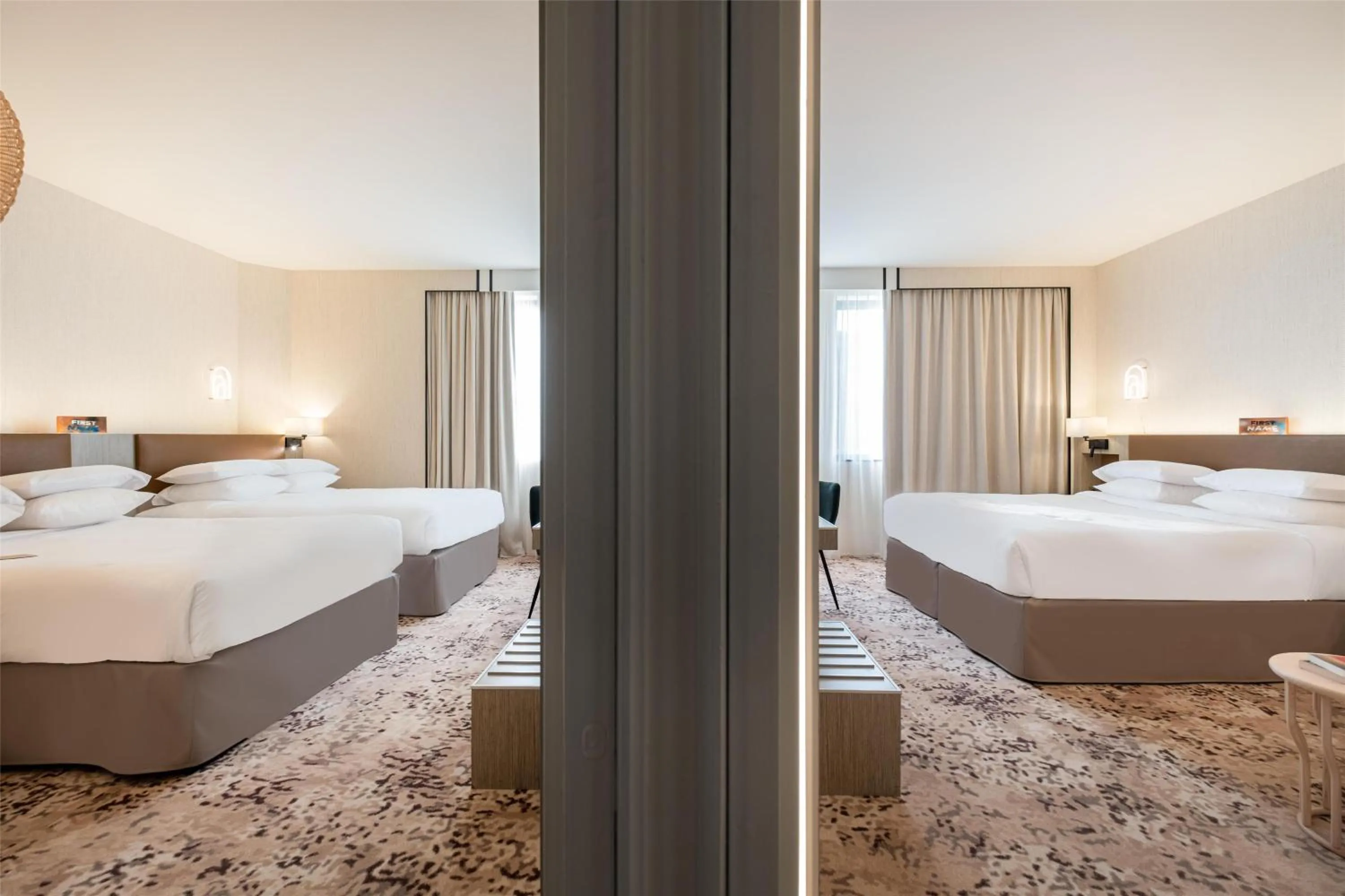 Bedroom, Bed in FirstName Toulouse