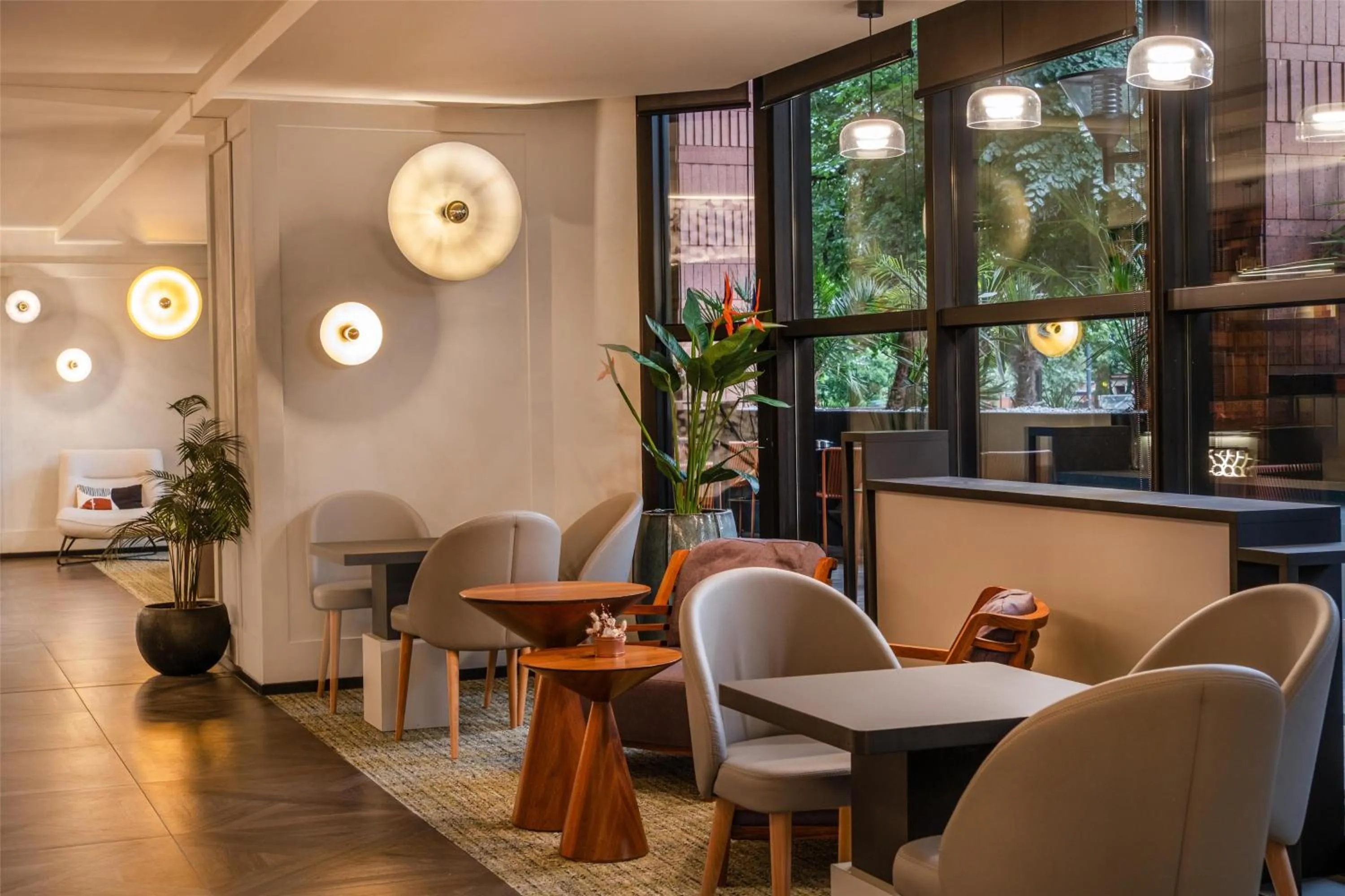 Lobby or reception in FirstName Toulouse