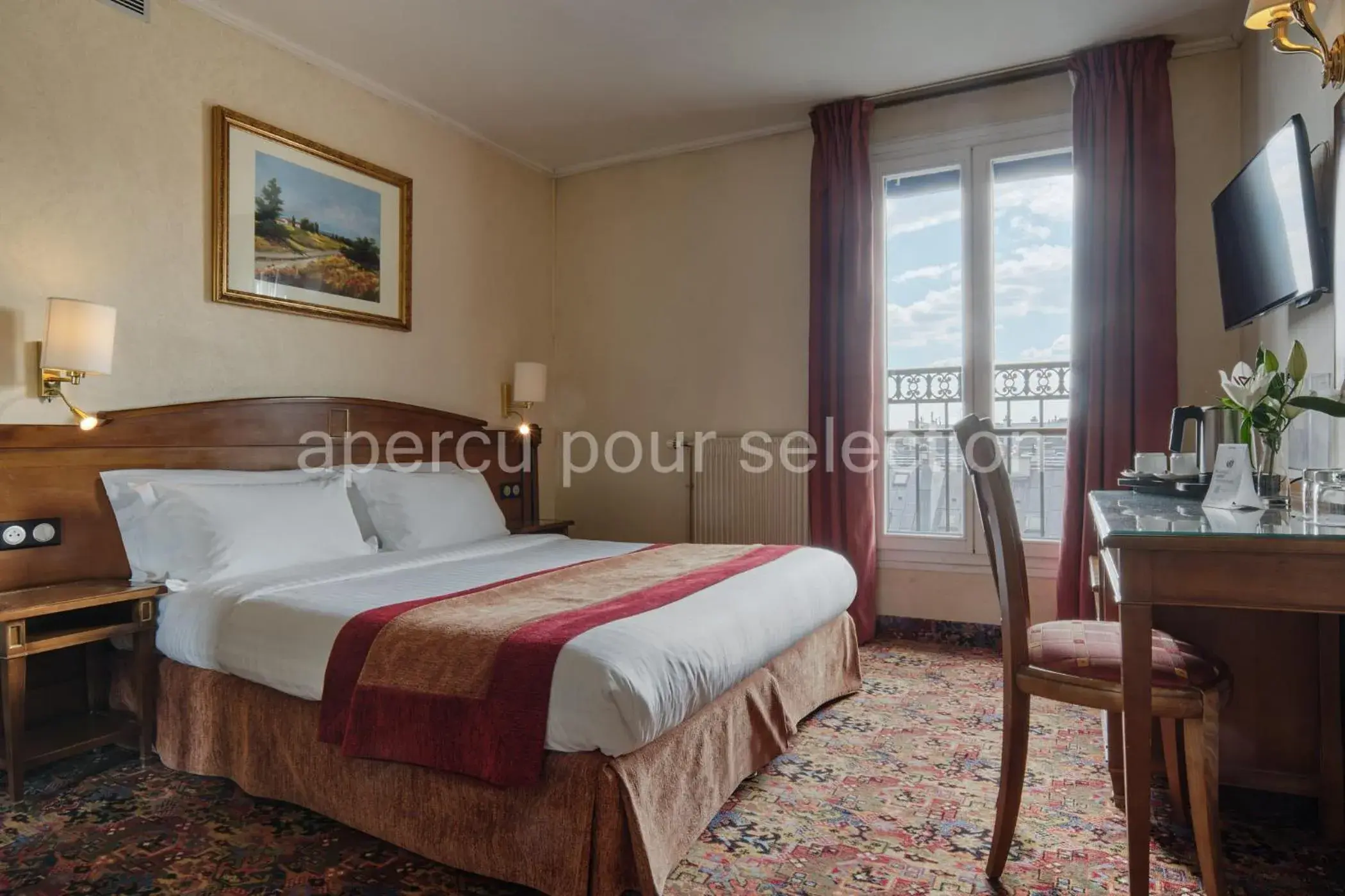 Bed in Hotel Paix Republique Bed in Hotel Paix Republique