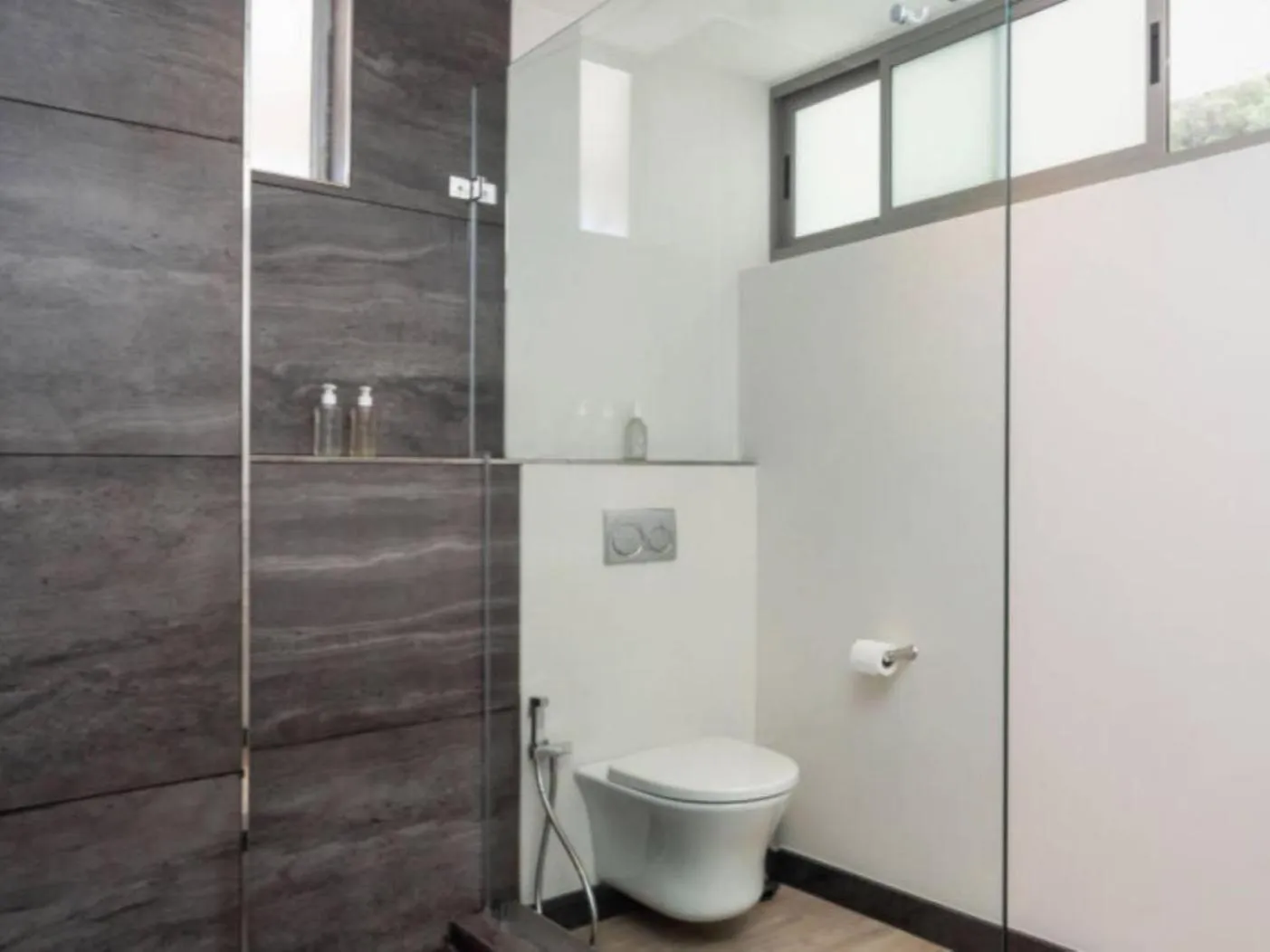 Bathroom in Hamilton House