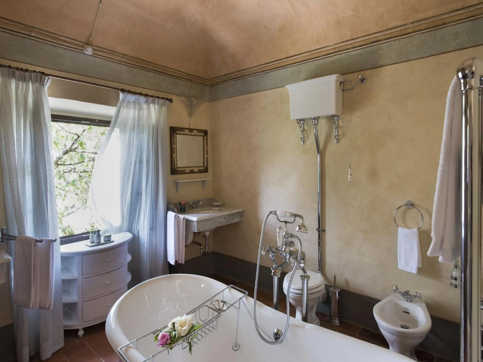 Bathroom in Borgo Pignano Tuscany