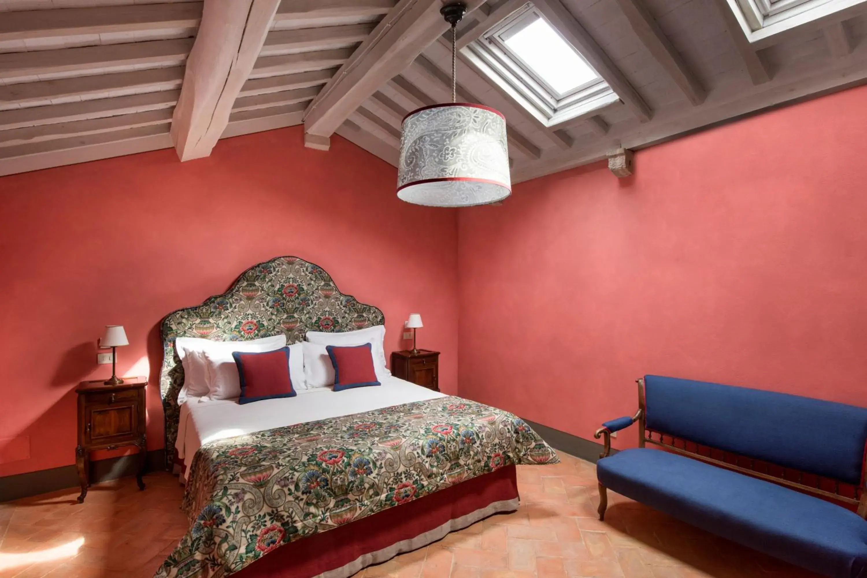 One-Bedroom Apartment in Borgo Pignano Tuscany One-Bedroom Apartment in Borgo Pignano Tuscany