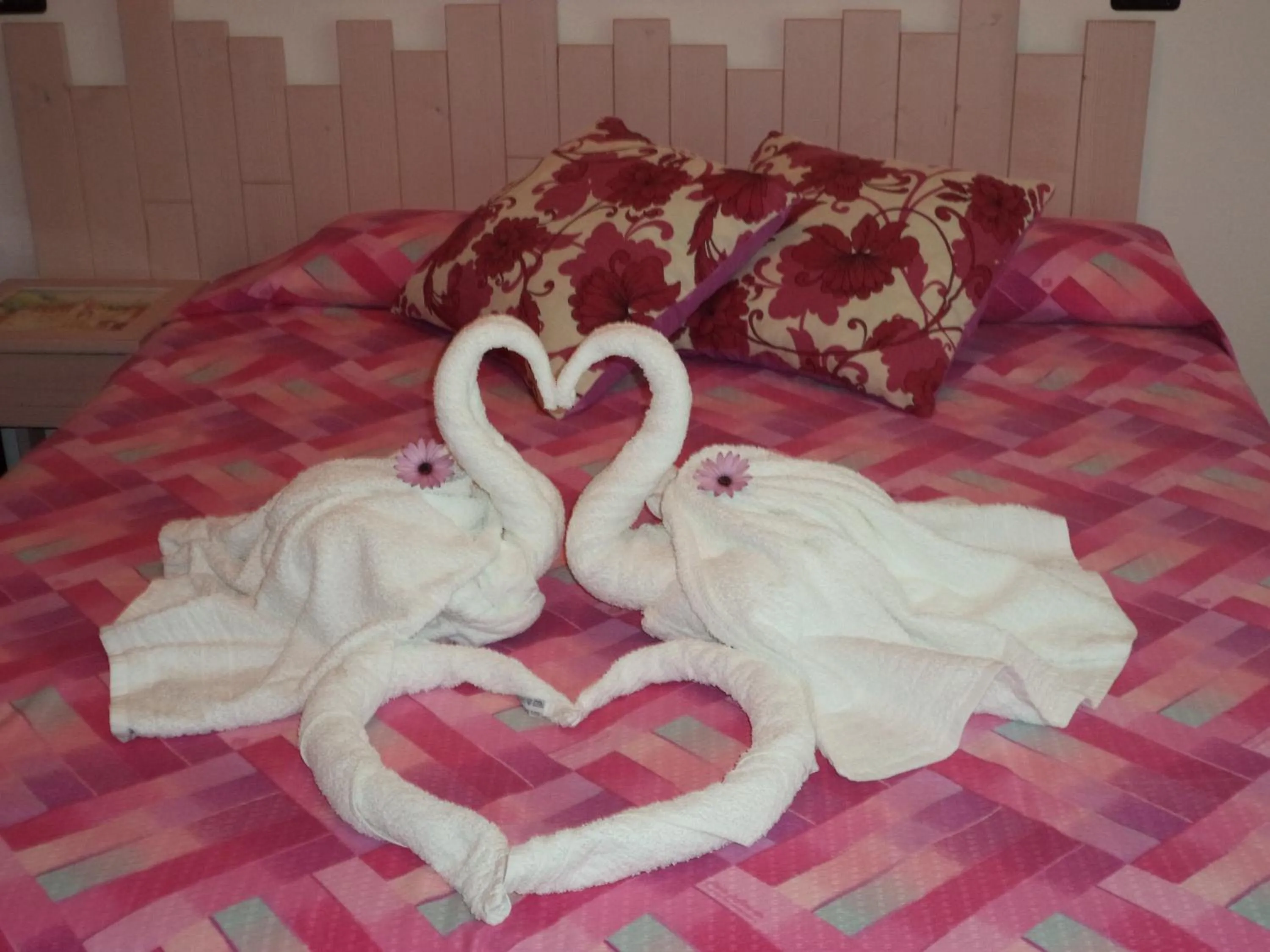 Decorative detail in A 2 Passi Dagli Dei