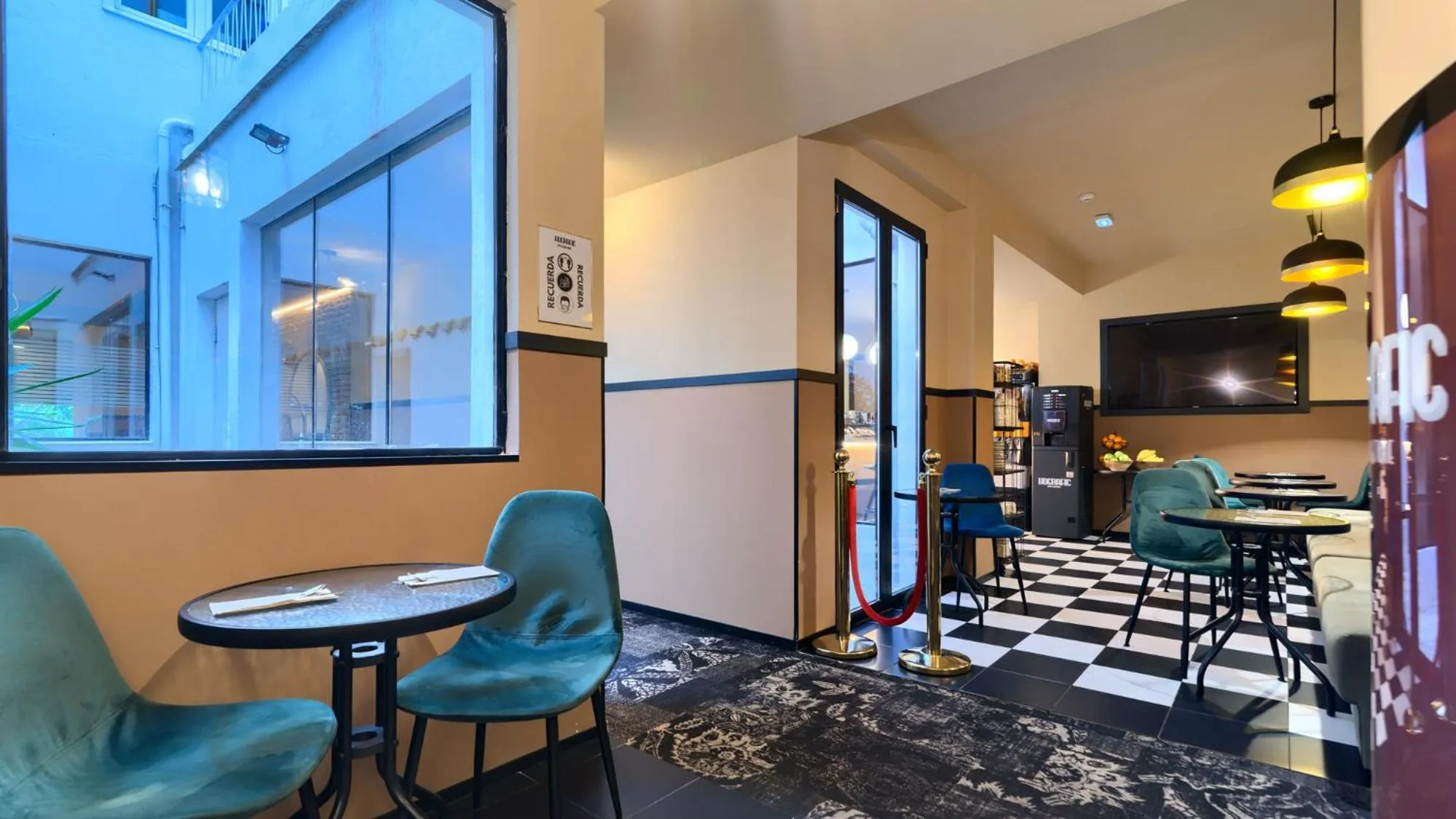 minibar in Hografic Hotel