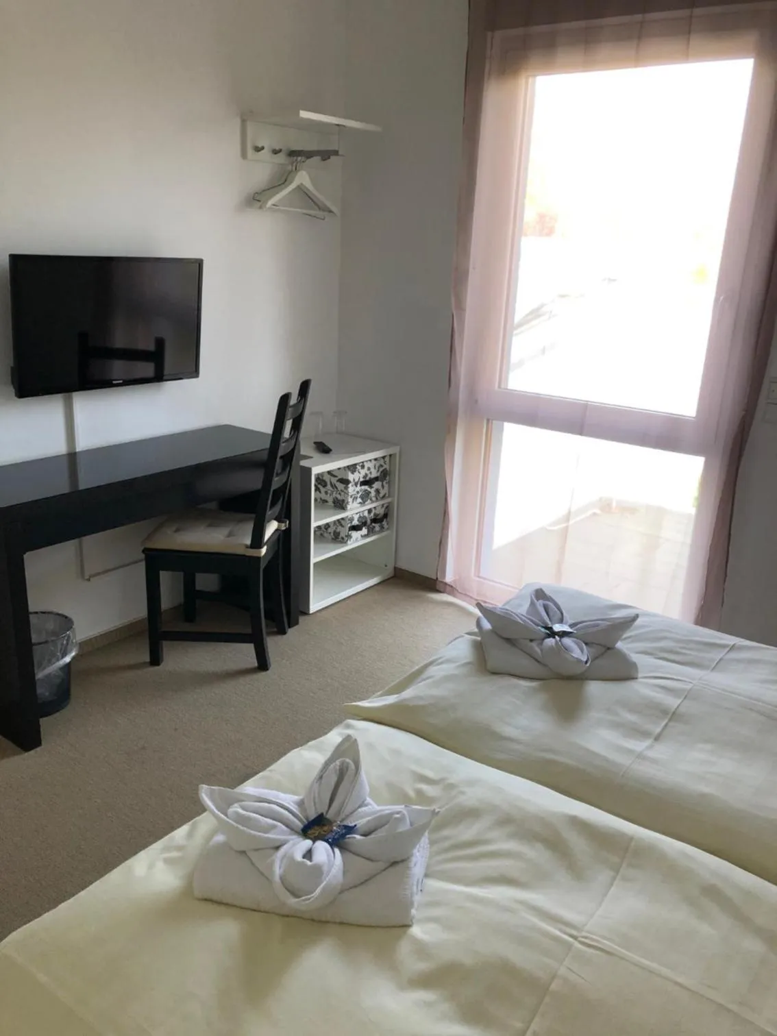 Bed in NOX - Bed & Breakfast