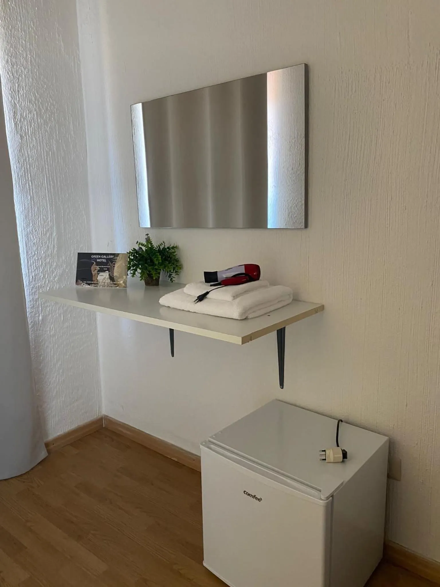 Green Gallery Hotel and Restaurant