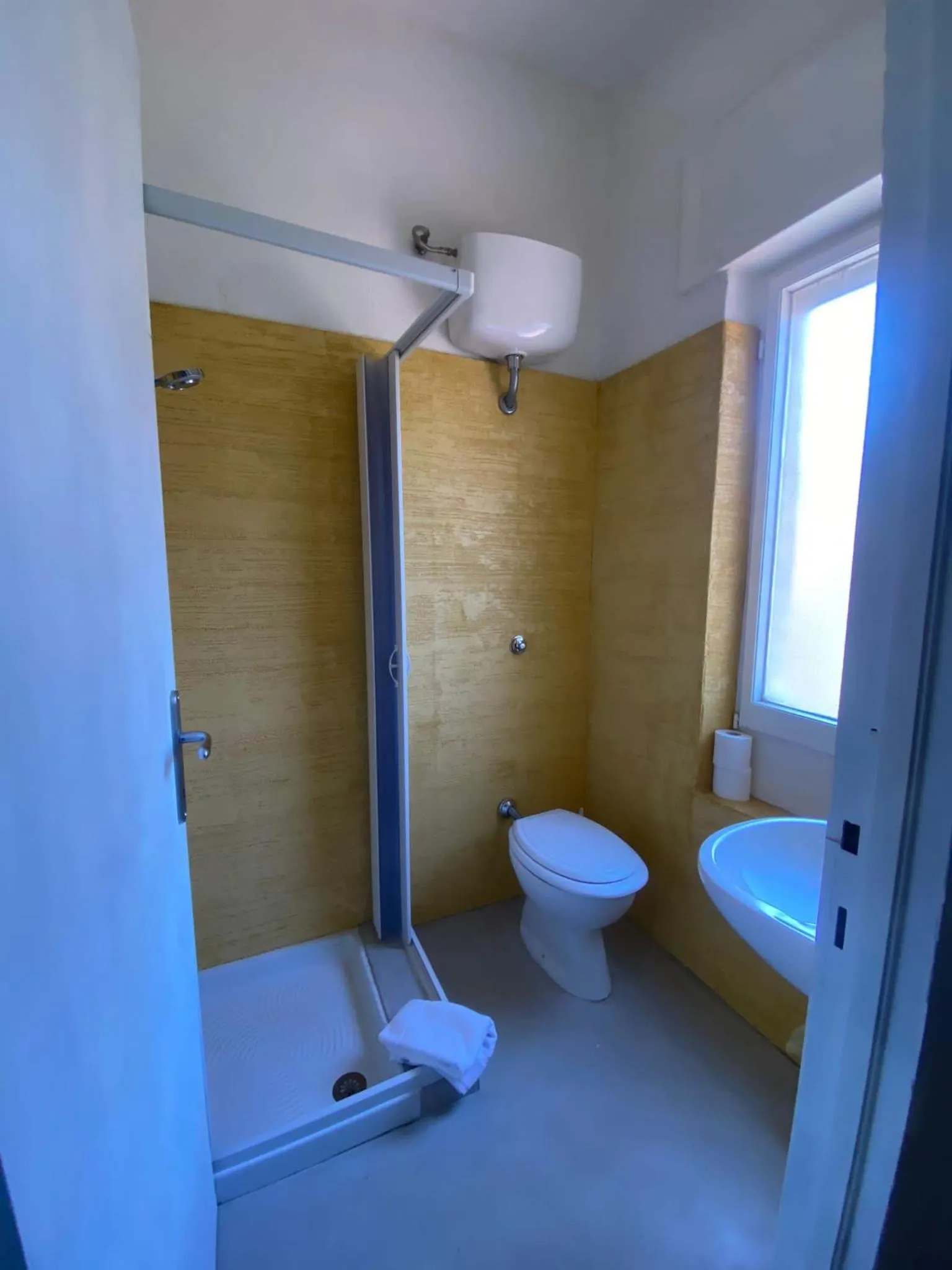 Green Gallery Hotel and Restaurant