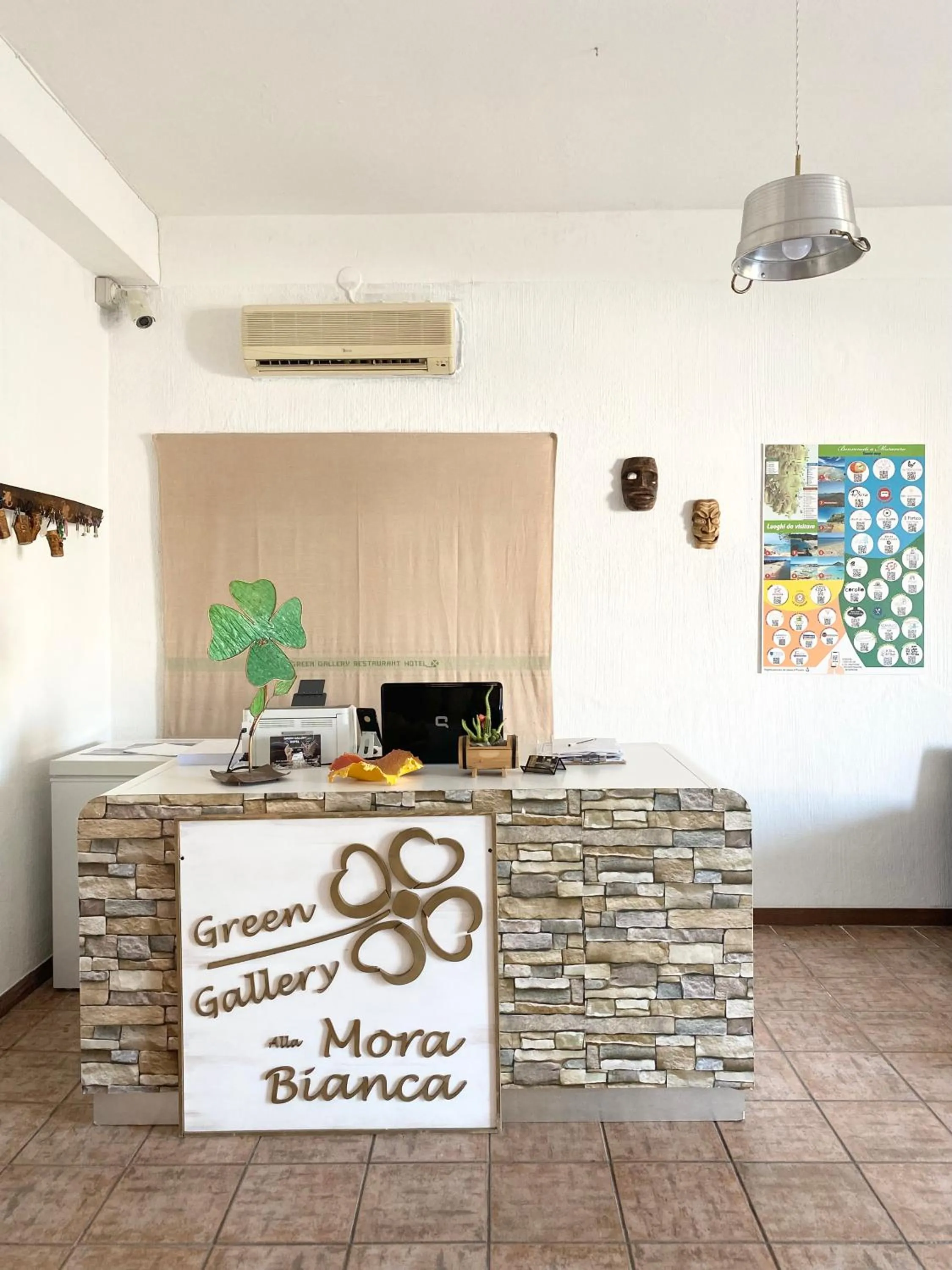 Green Gallery Hotel and Restaurant