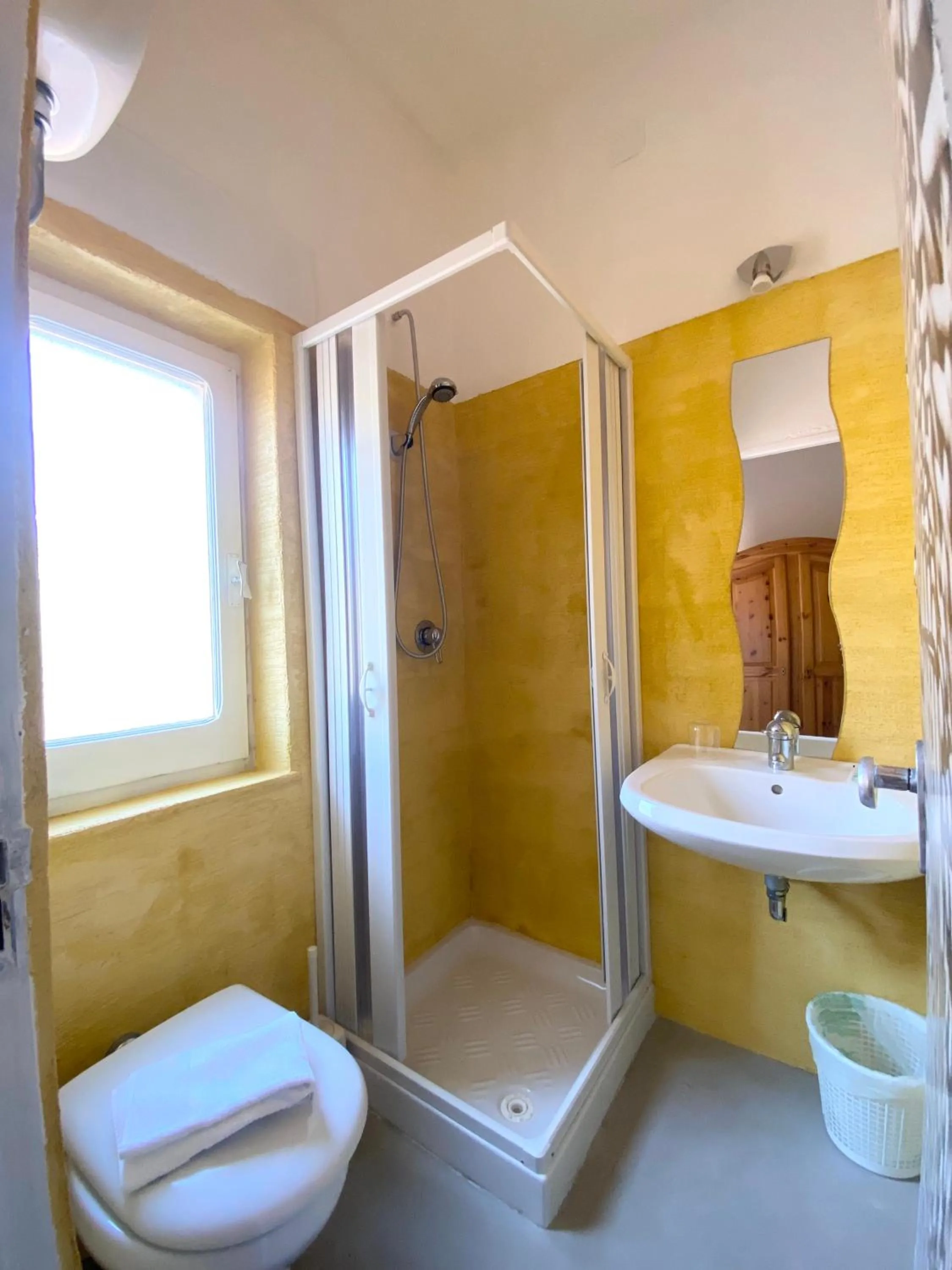 Green Gallery Hotel and Restaurant