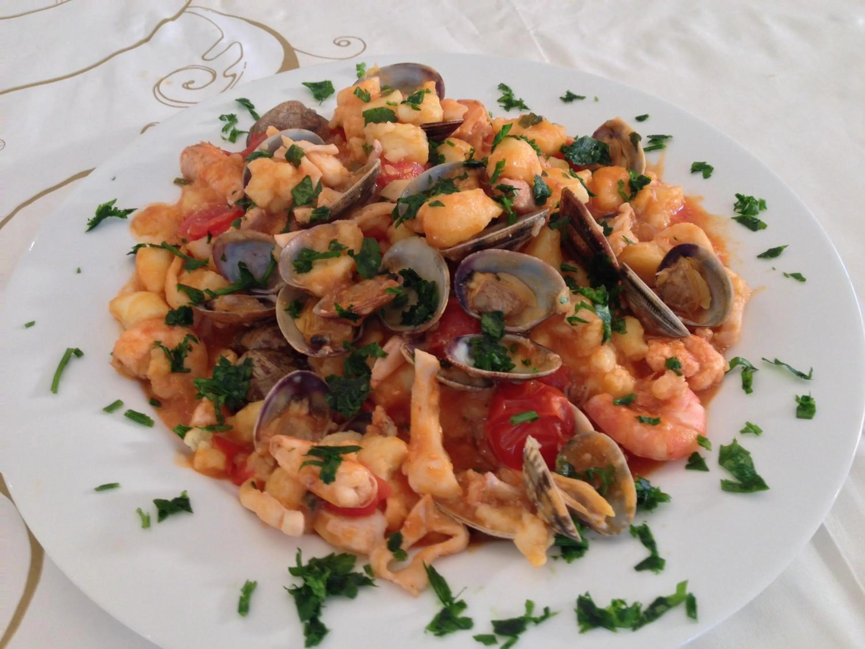 Restaurant/places to eat in Hotel Haiti