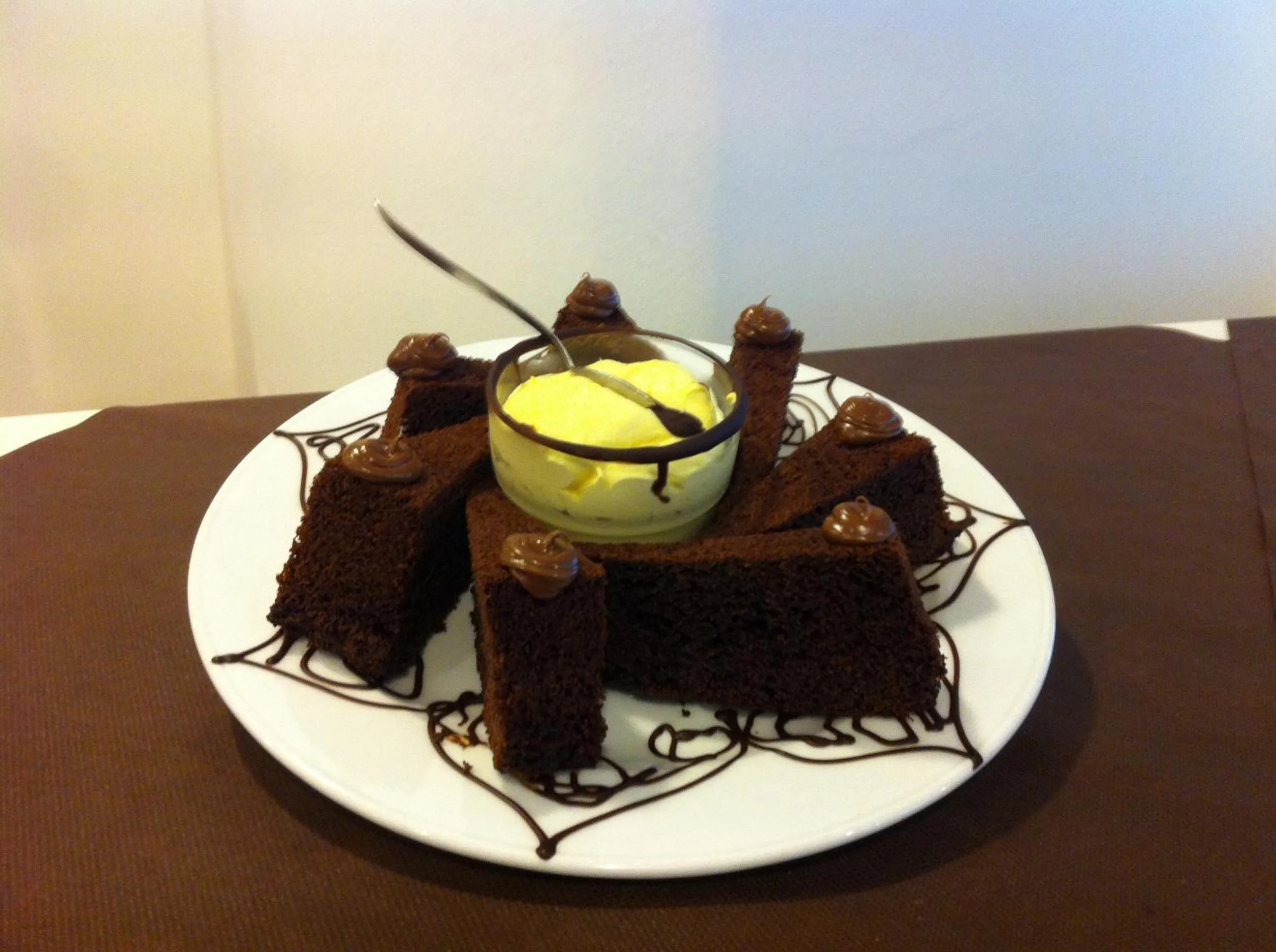 Restaurant/places to eat in Hotel Haiti