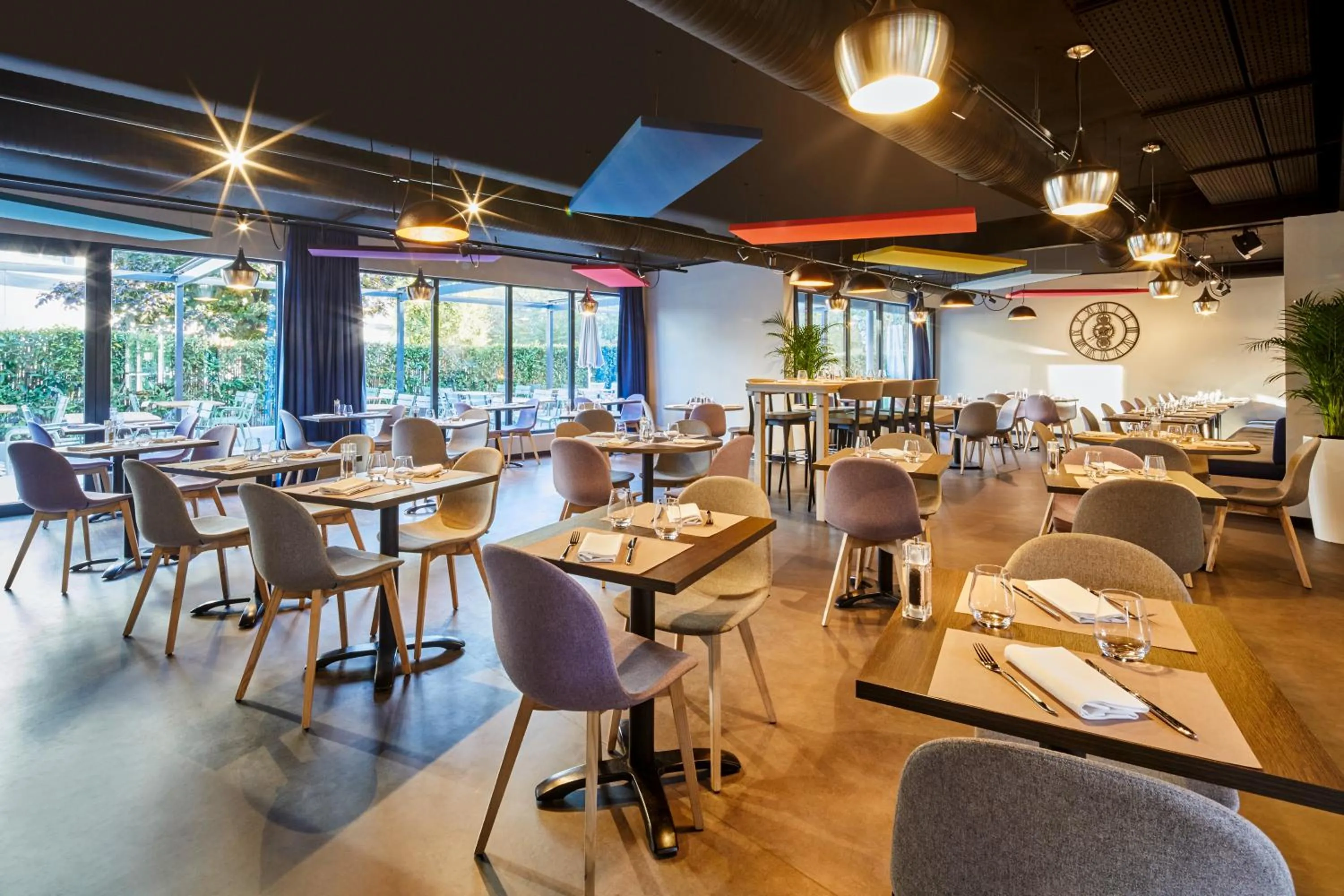 Restaurant/places to eat in ibis Styles Evry Lisses