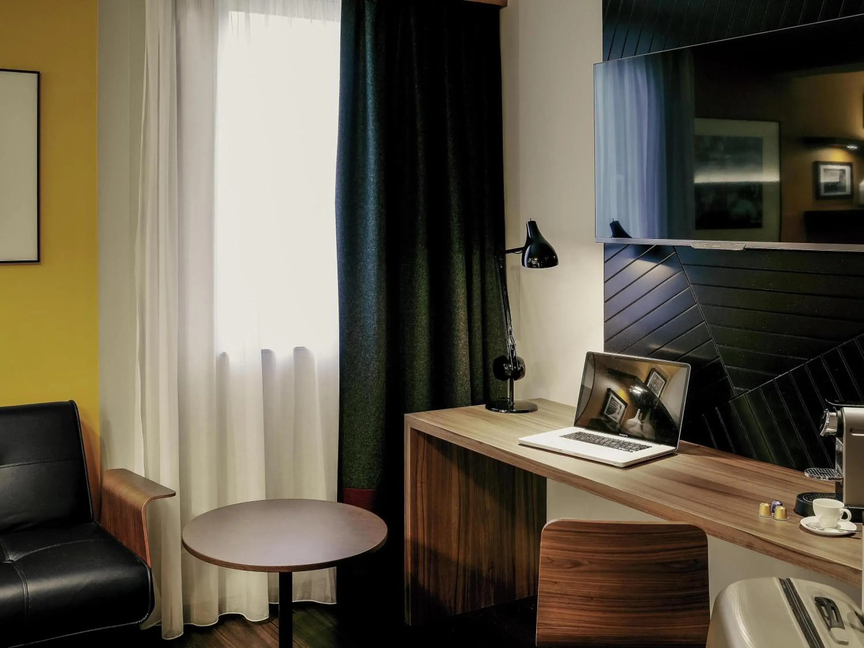 Bedroom in Mercure Hotel Forbach Centre de Loisirs Bedroom in Mercure Hotel Forbach Centre de Loisirs