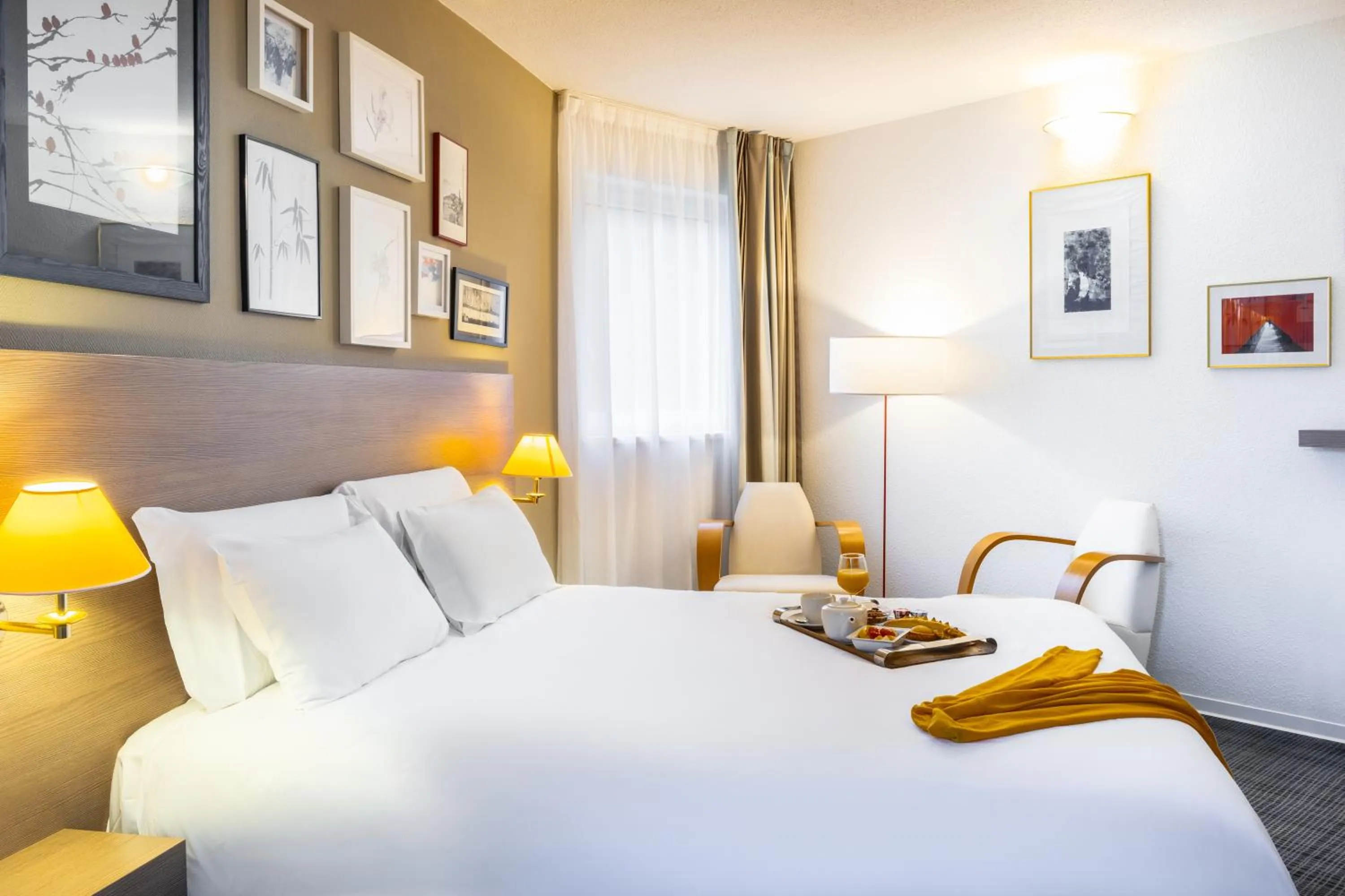 Bed in Mercure Hotel Forbach Centre de Loisirs