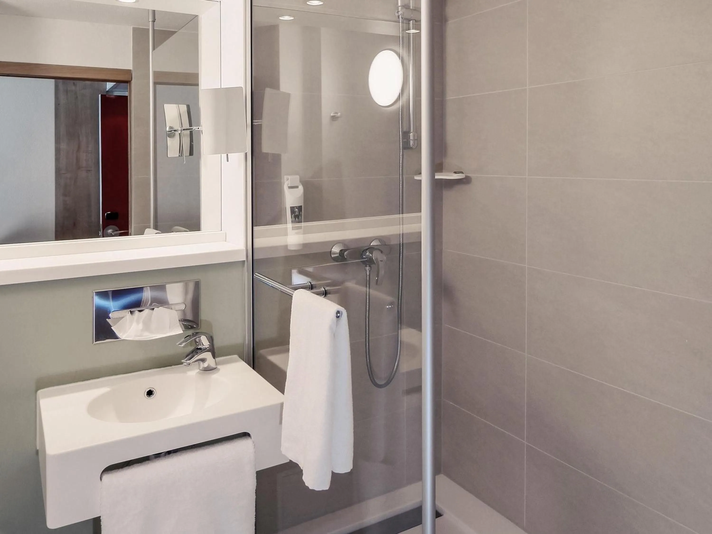 Bedroom in Mercure Hotel Forbach Centre de Loisirs