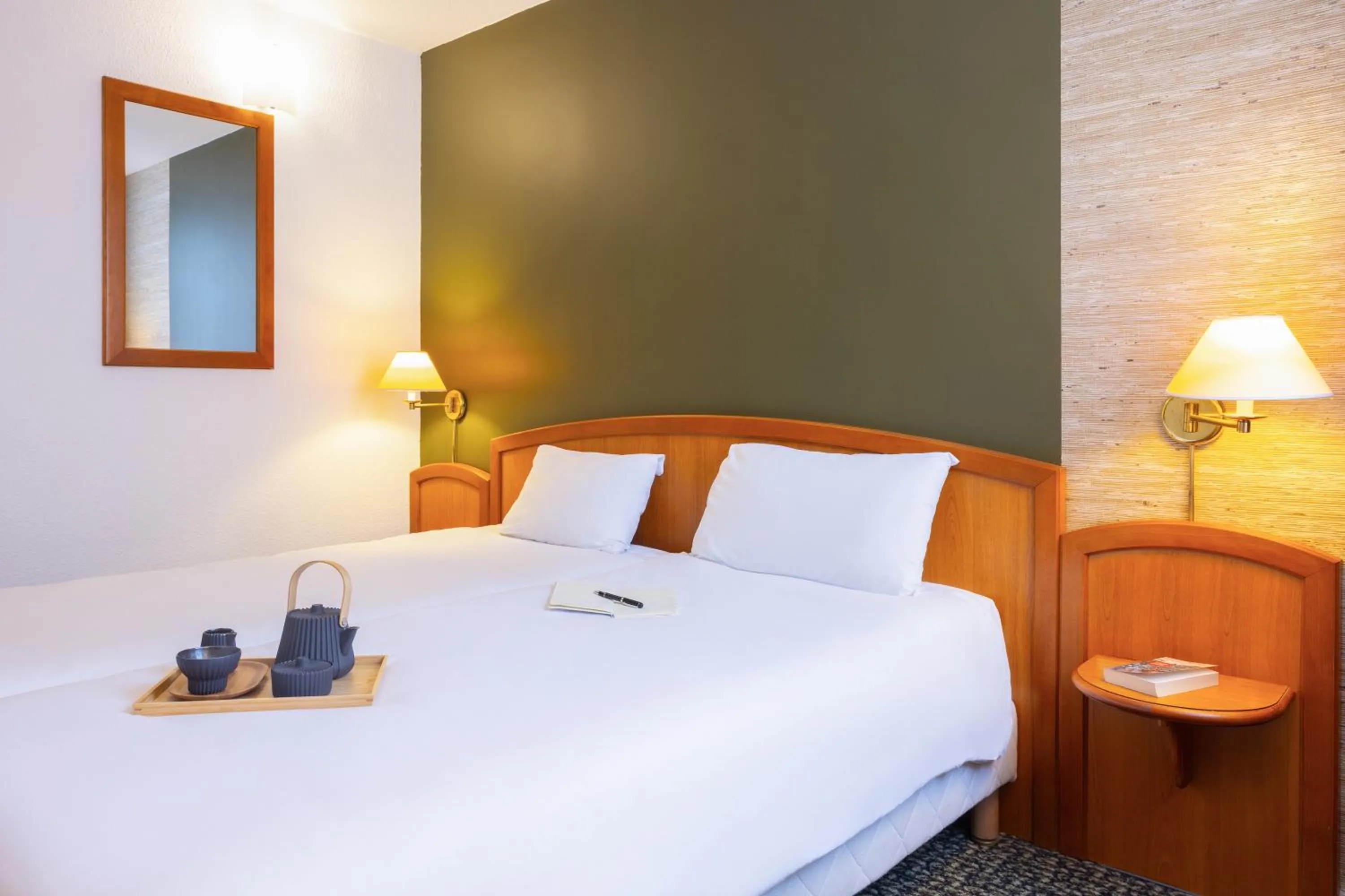 Bed in Mercure Hotel Forbach Centre de Loisirs