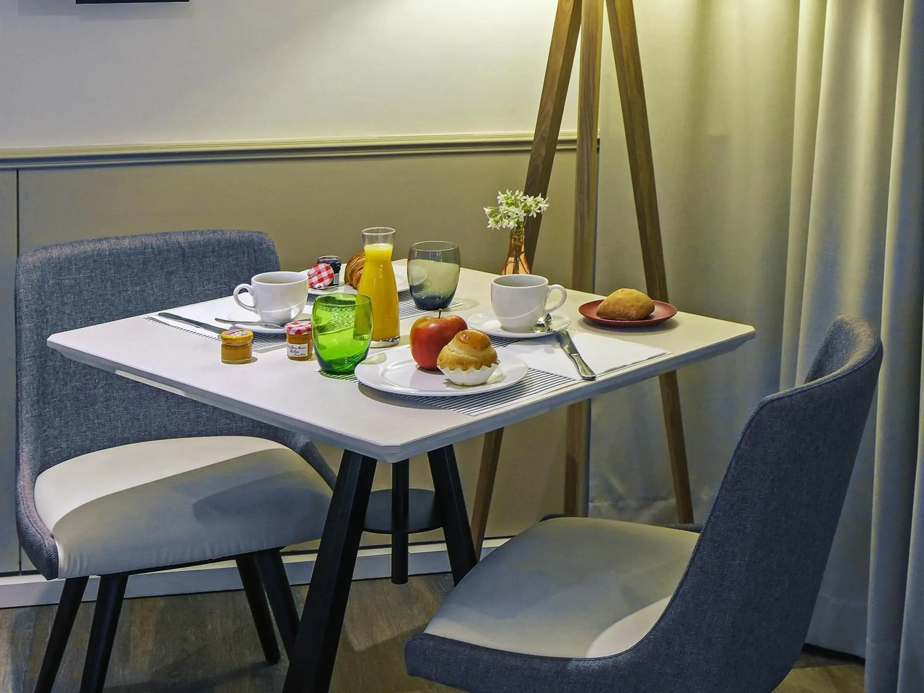 Restaurant/places to eat in Mercure Hotel Forbach Centre de Loisirs Restaurant/places to eat in Mercure Hotel Forbach Centre de Loisirs