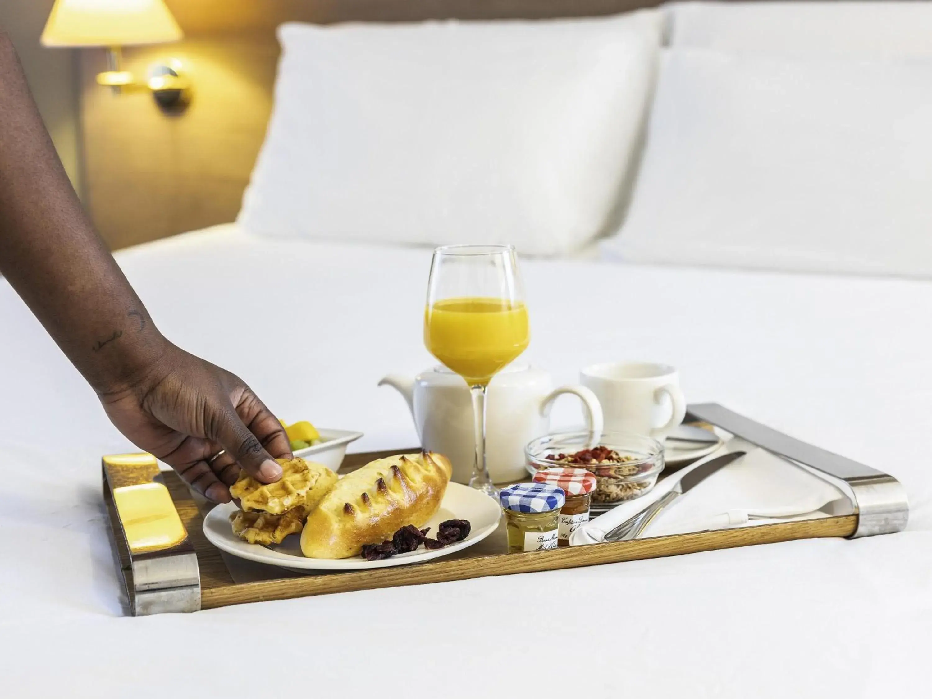 Bedroom in Mercure Hotel Forbach Centre de Loisirs Bedroom in Mercure Hotel Forbach Centre de Loisirs