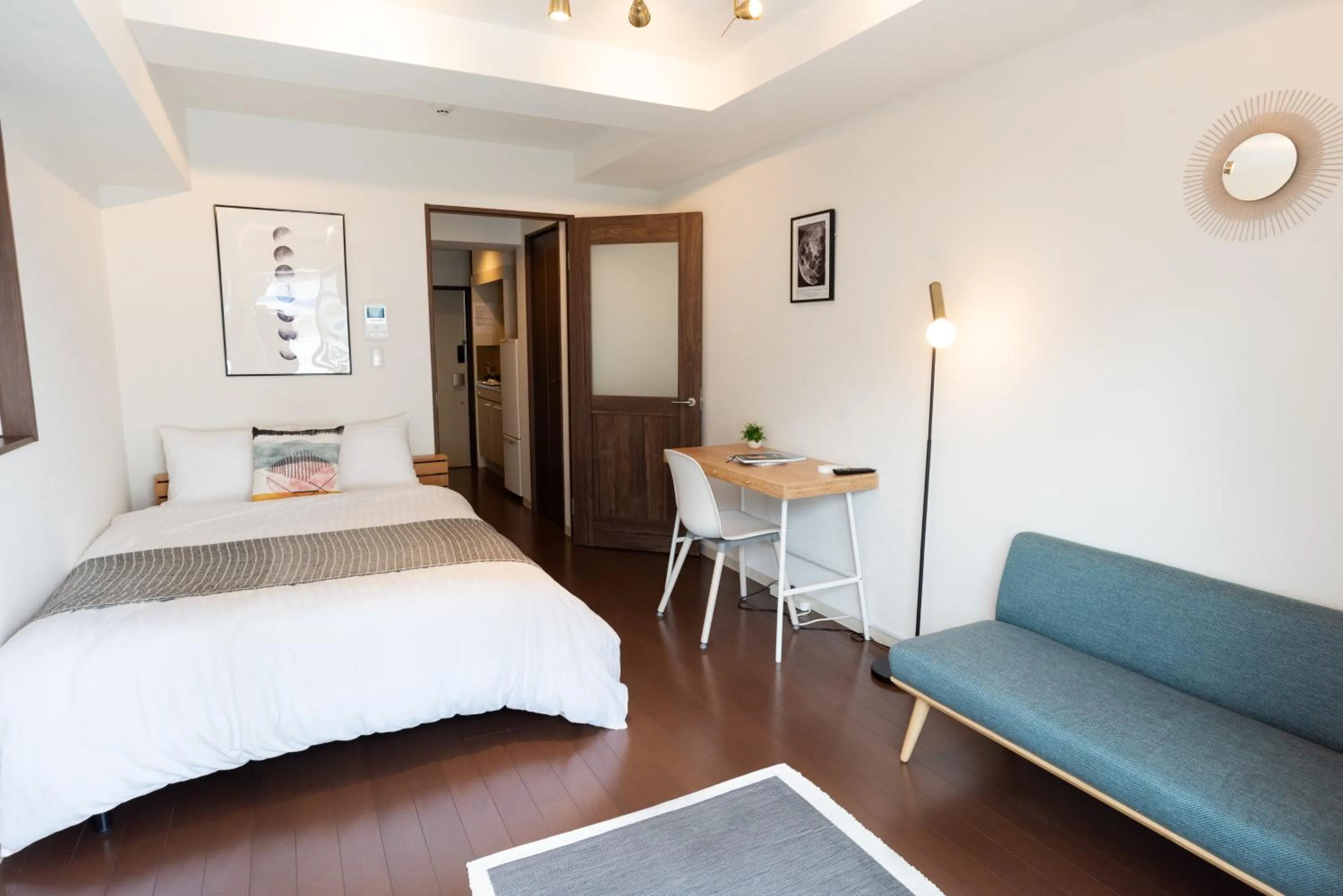 Bed in Dash Living Higashi Azabu