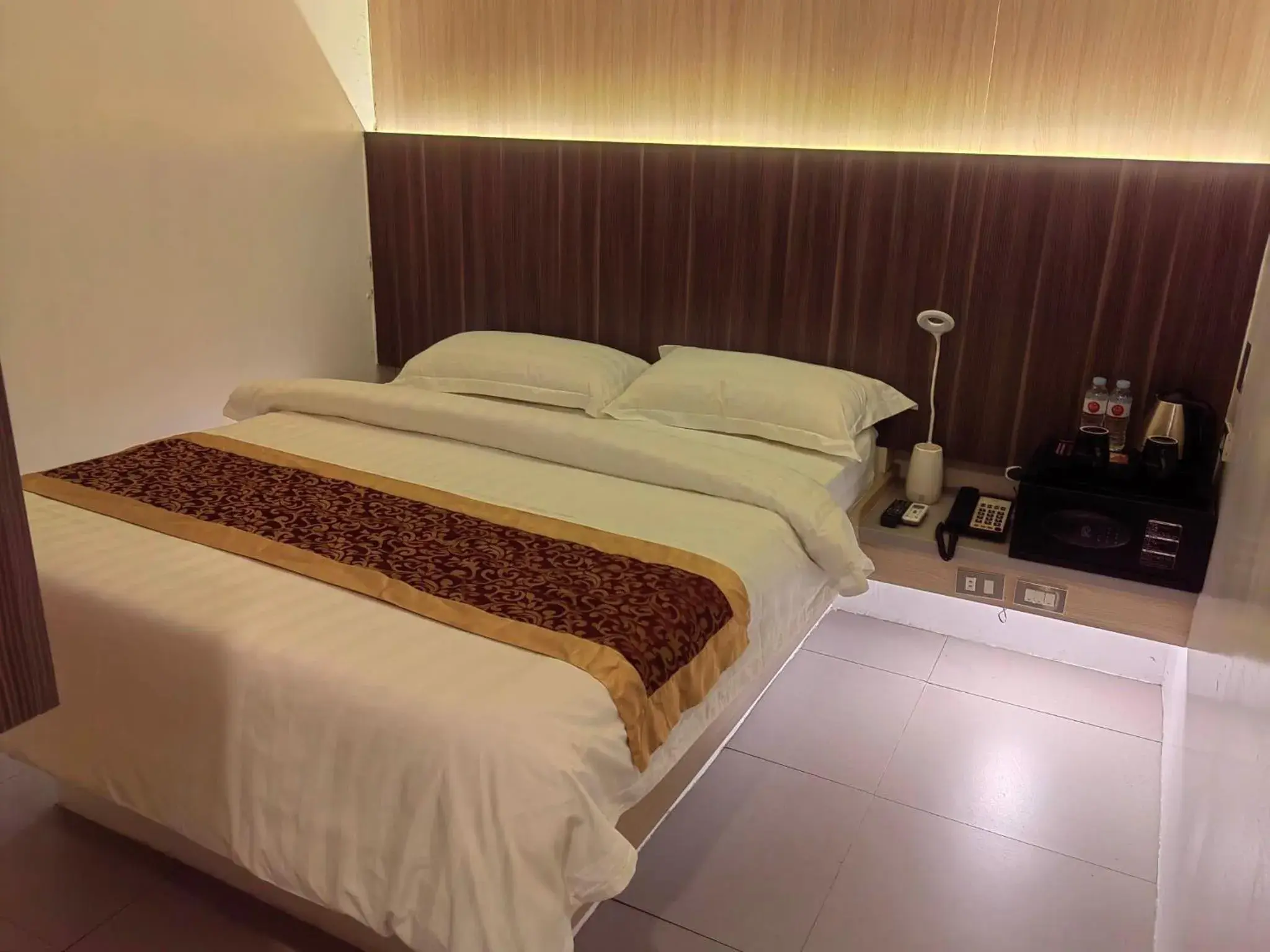 Bed in Kojõ Hotel Tagum Bed in Kojõ Hotel Tagum