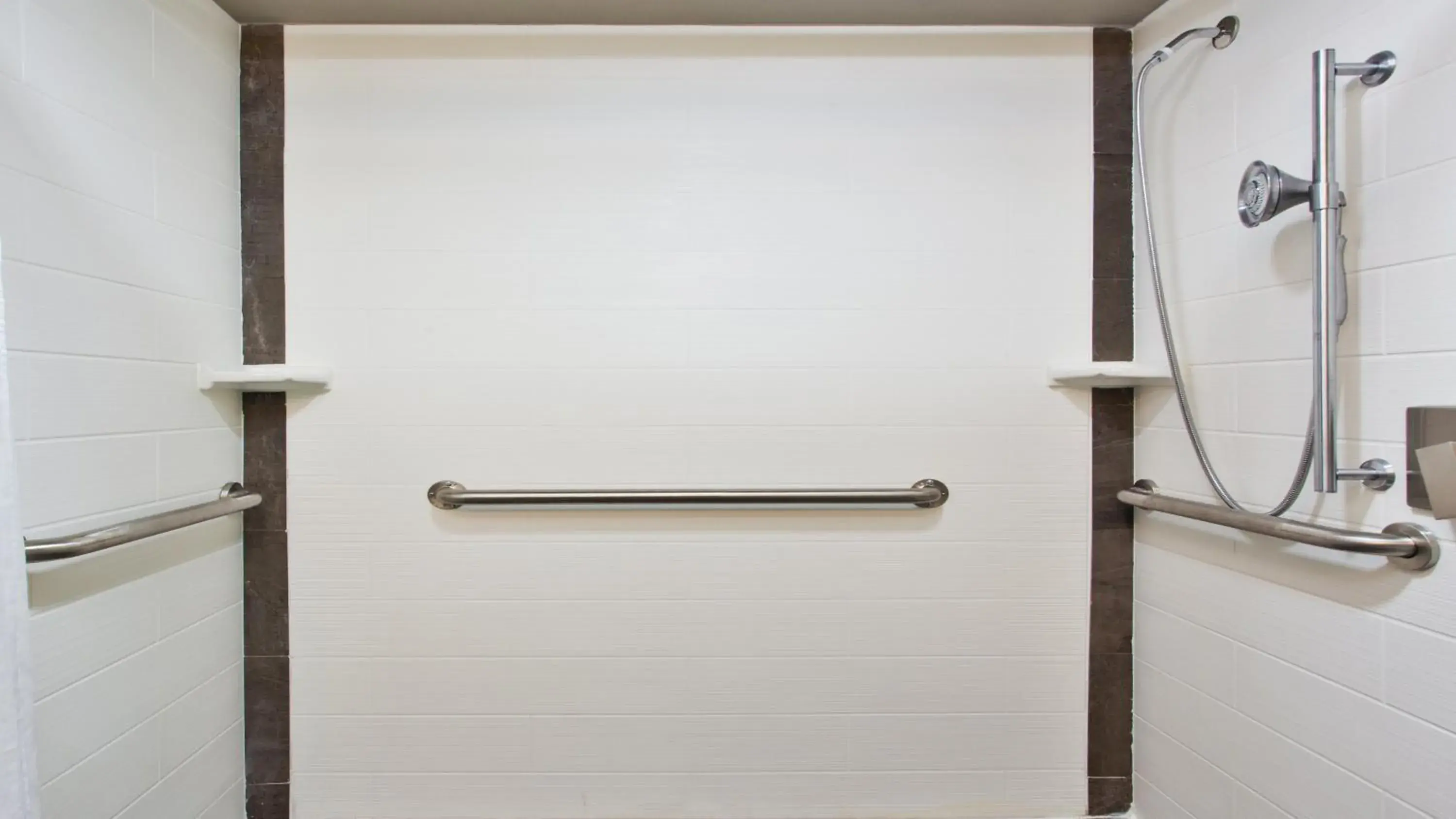 Photo of the whole room in Holiday Inn Express Atlanta Galleria-Ballpark Area by IHG Photo of the whole room in Holiday Inn Express Atlanta Galleria-Ballpark Area by IHG