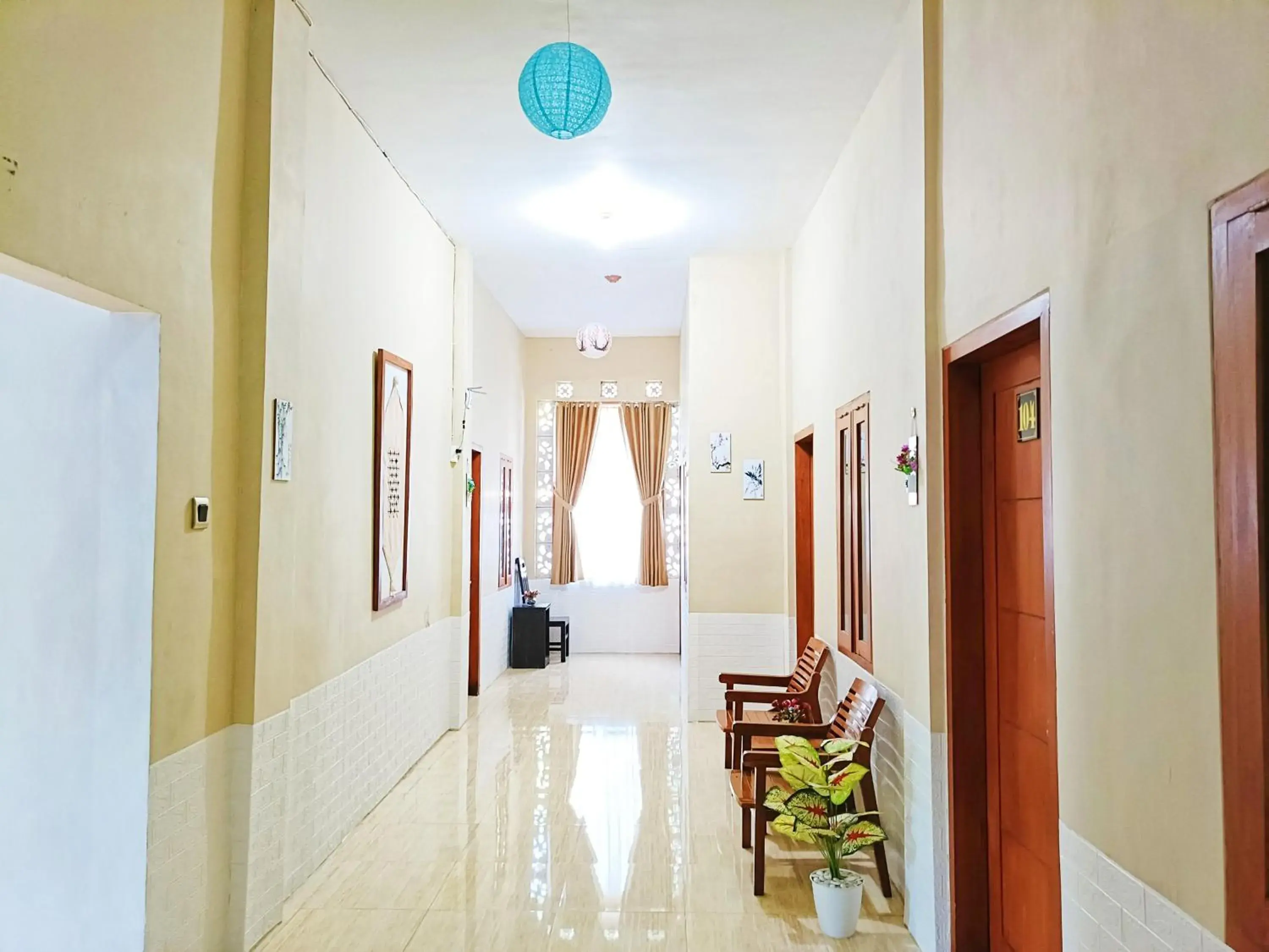 Property building in RedDoorz Syariah near Universitas 17 Agustus Banyuwangi Property building in RedDoorz Syariah near Universitas 17 Agustus Banyuwangi