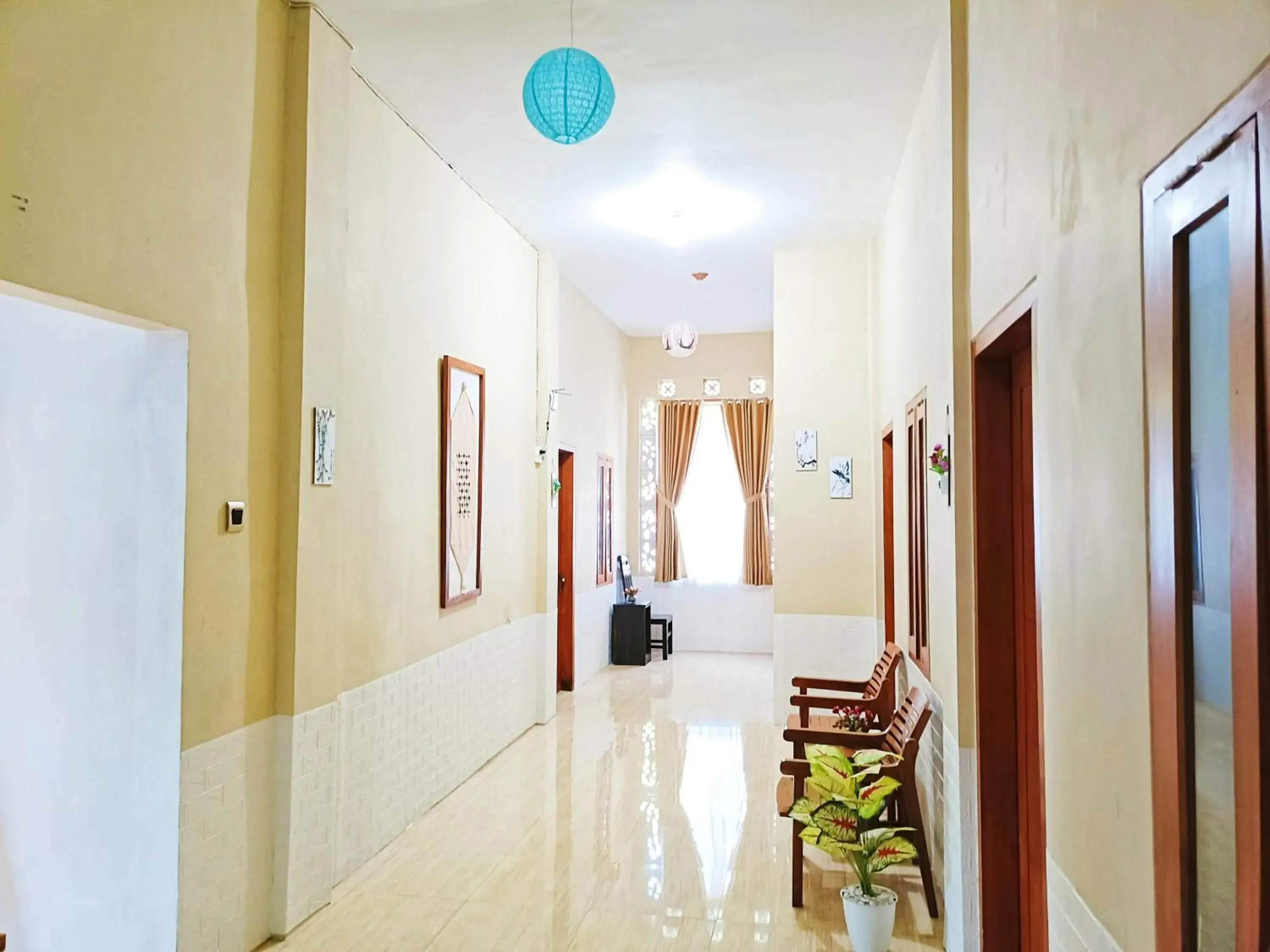 Property building in RedDoorz Syariah near Universitas 17 Agustus Banyuwangi Property building in RedDoorz Syariah near Universitas 17 Agustus Banyuwangi