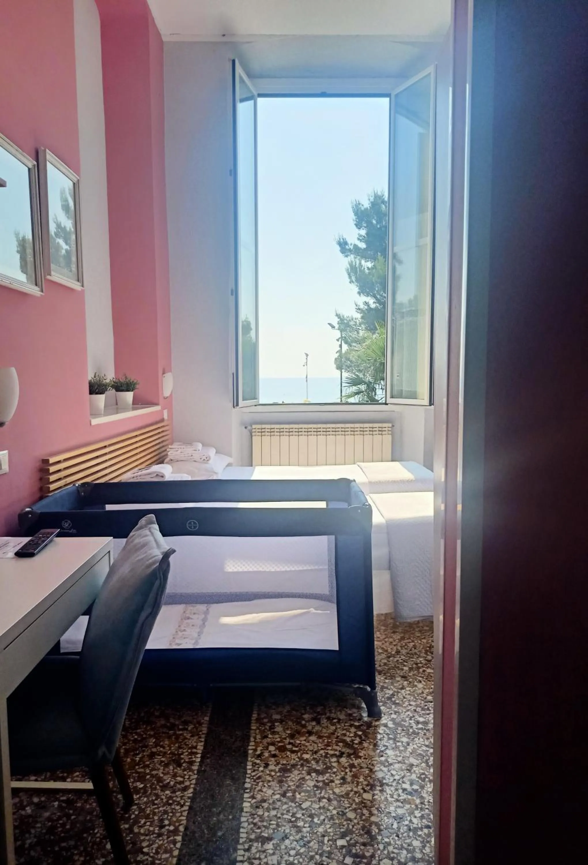 View (from property/room), Bed in Hotel Serena