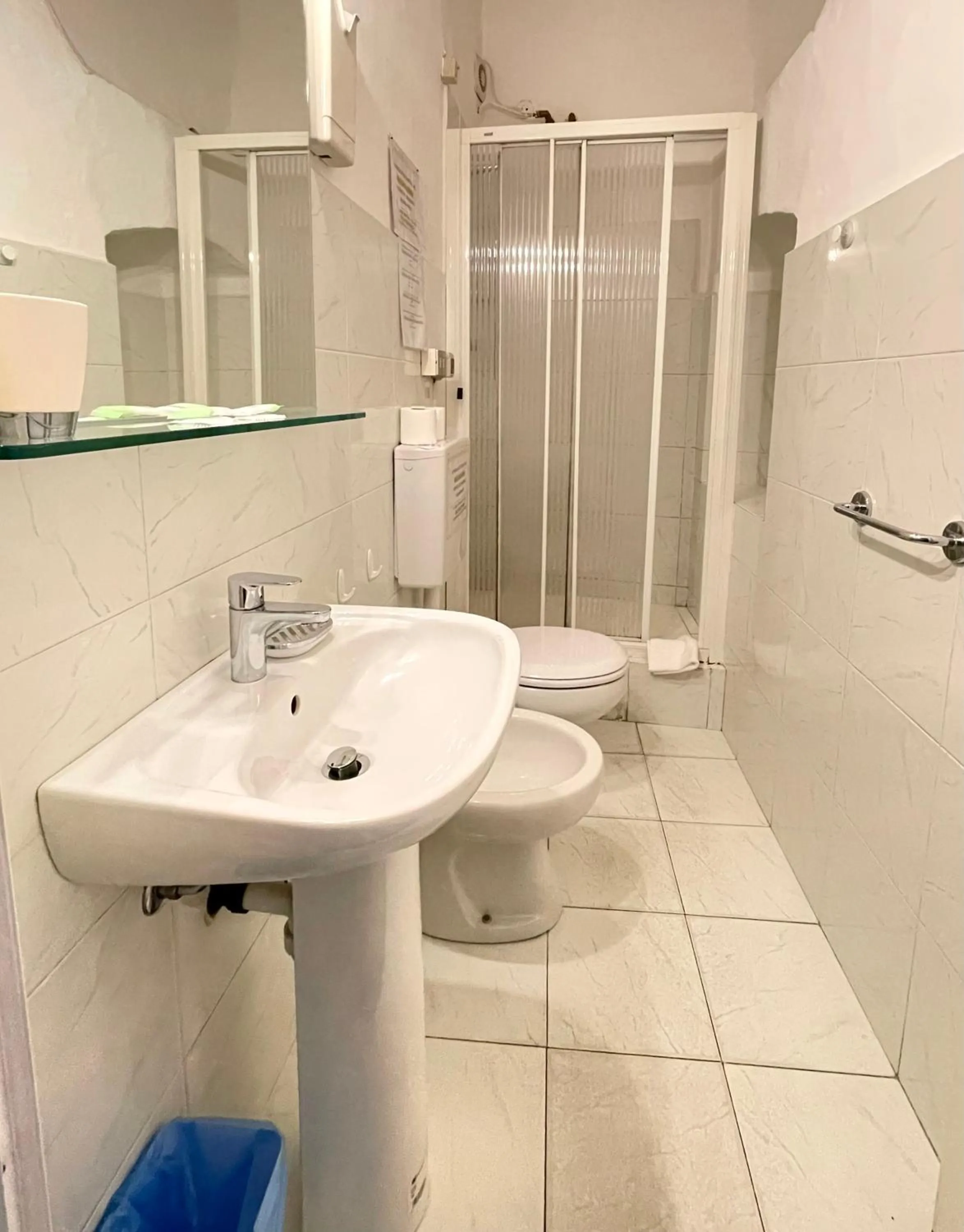 Bathroom in Hotel Serena