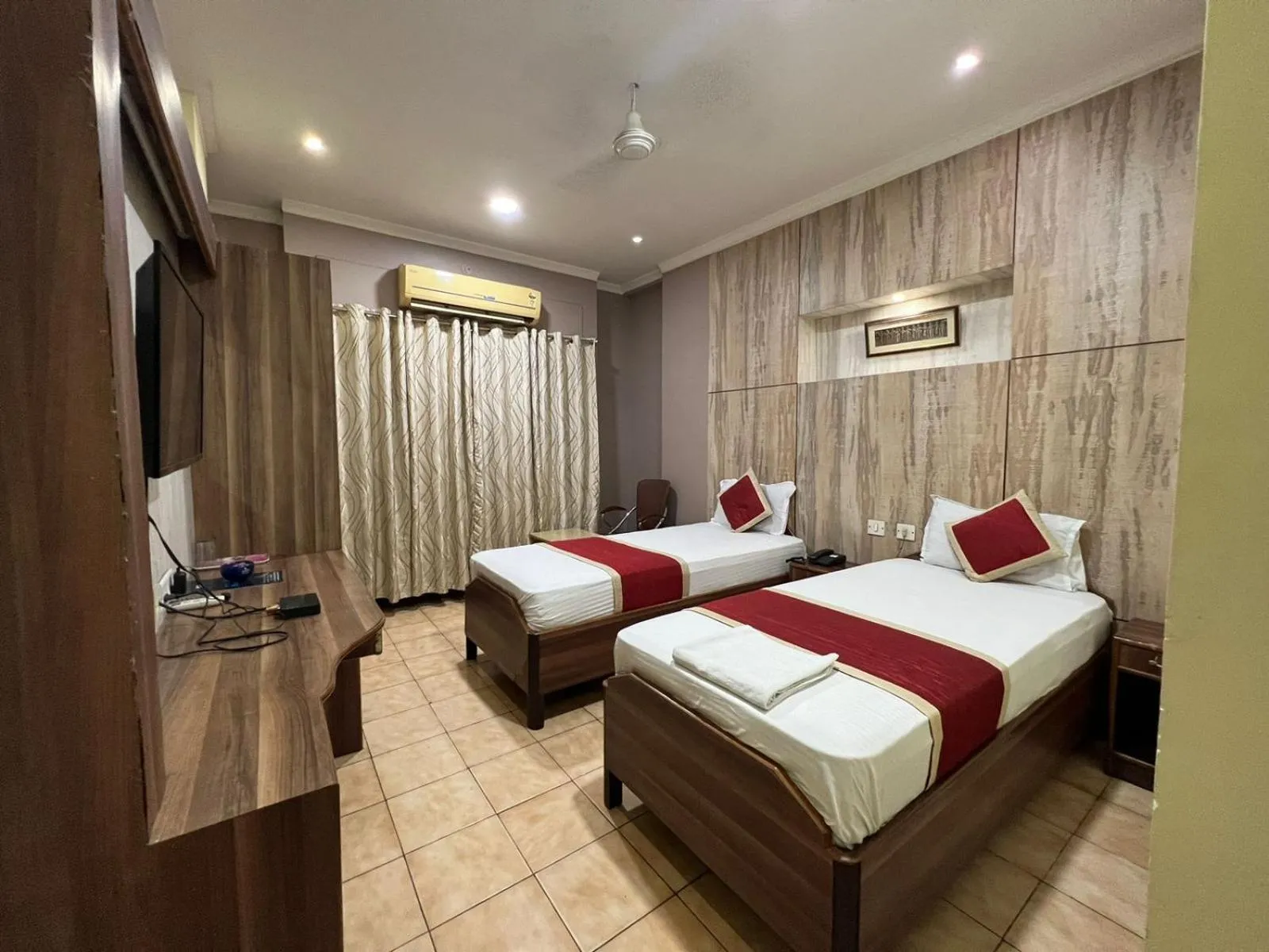 Bed in Hotel Bluemoon