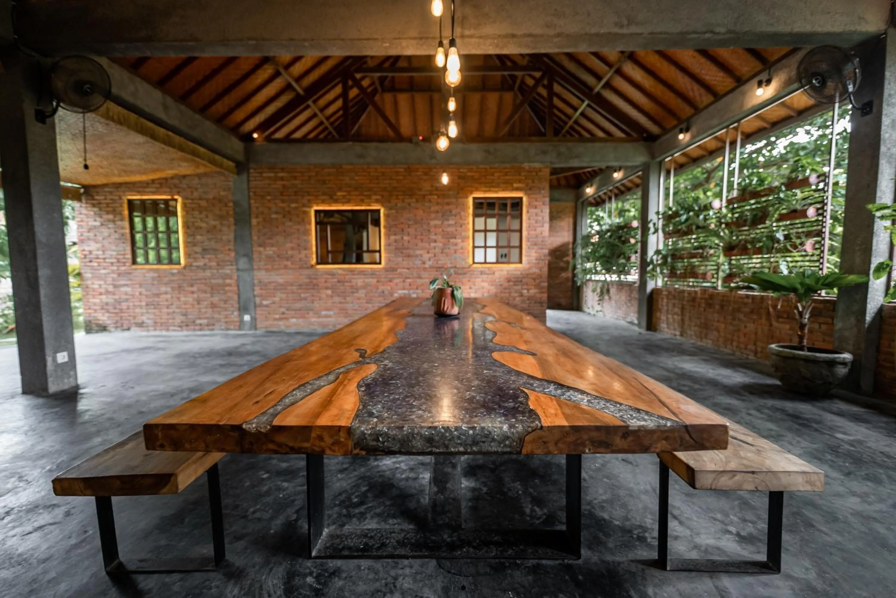 Restaurant/places to eat in Village Bali