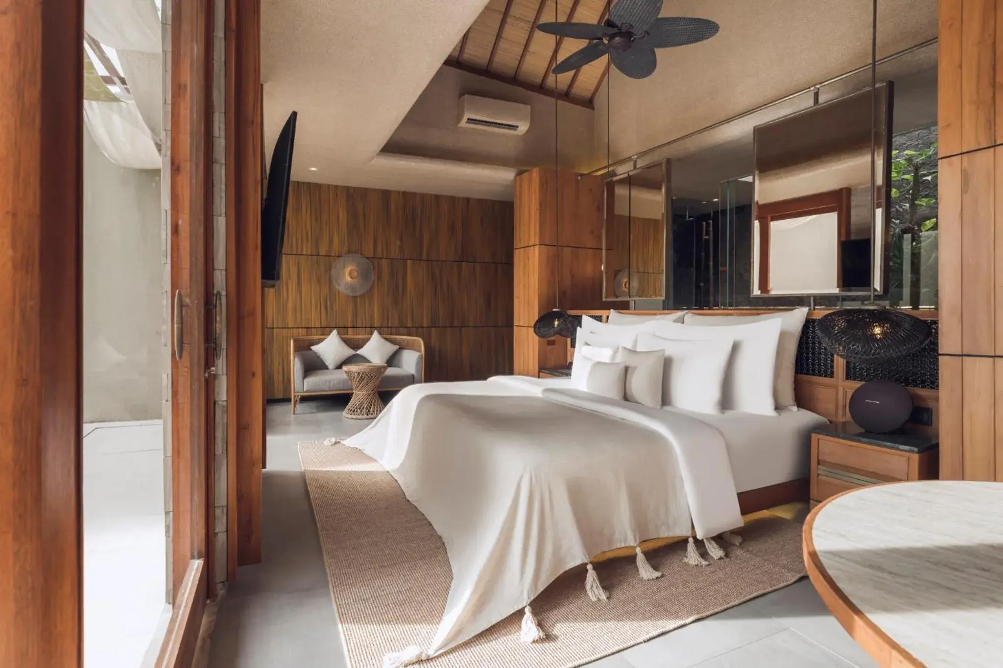 Bedroom, Bed in Sini Vie Resort & Spa Seminyak by Ini Vie Hospitality Bedroom, Bed in Sini Vie Resort & Spa Seminyak by Ini Vie Hospitality