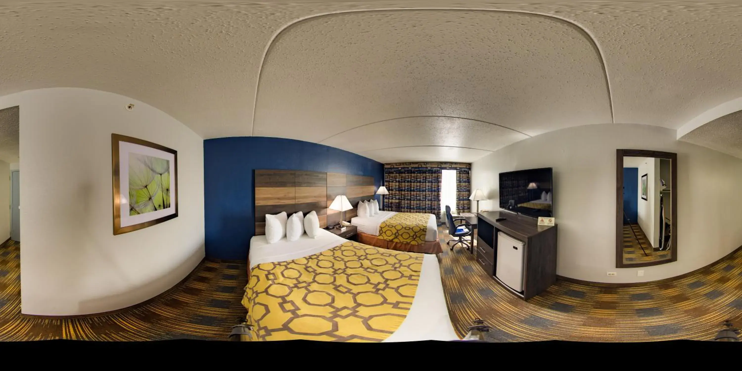 Deluxe Double Room with Two Double Beds - Non-Smoking in Baymont by Wyndham - Chicago - Addison - O'Hare Deluxe Double Room with Two Double Beds - Non-Smoking in Baymont by Wyndham - Chicago - Addison - O'Hare