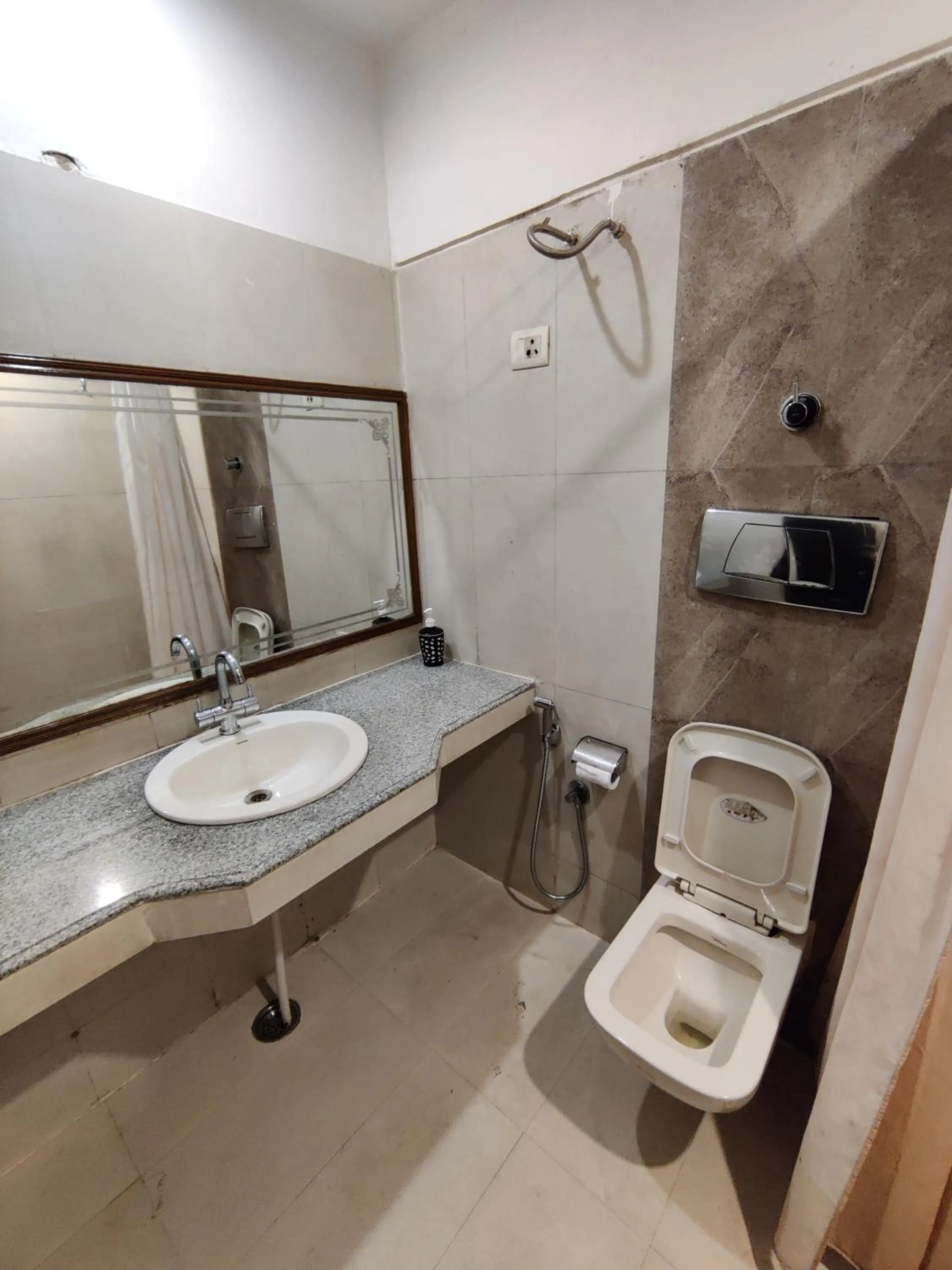 Toilet in Hotel Landmark - Centre of City Chandigarh