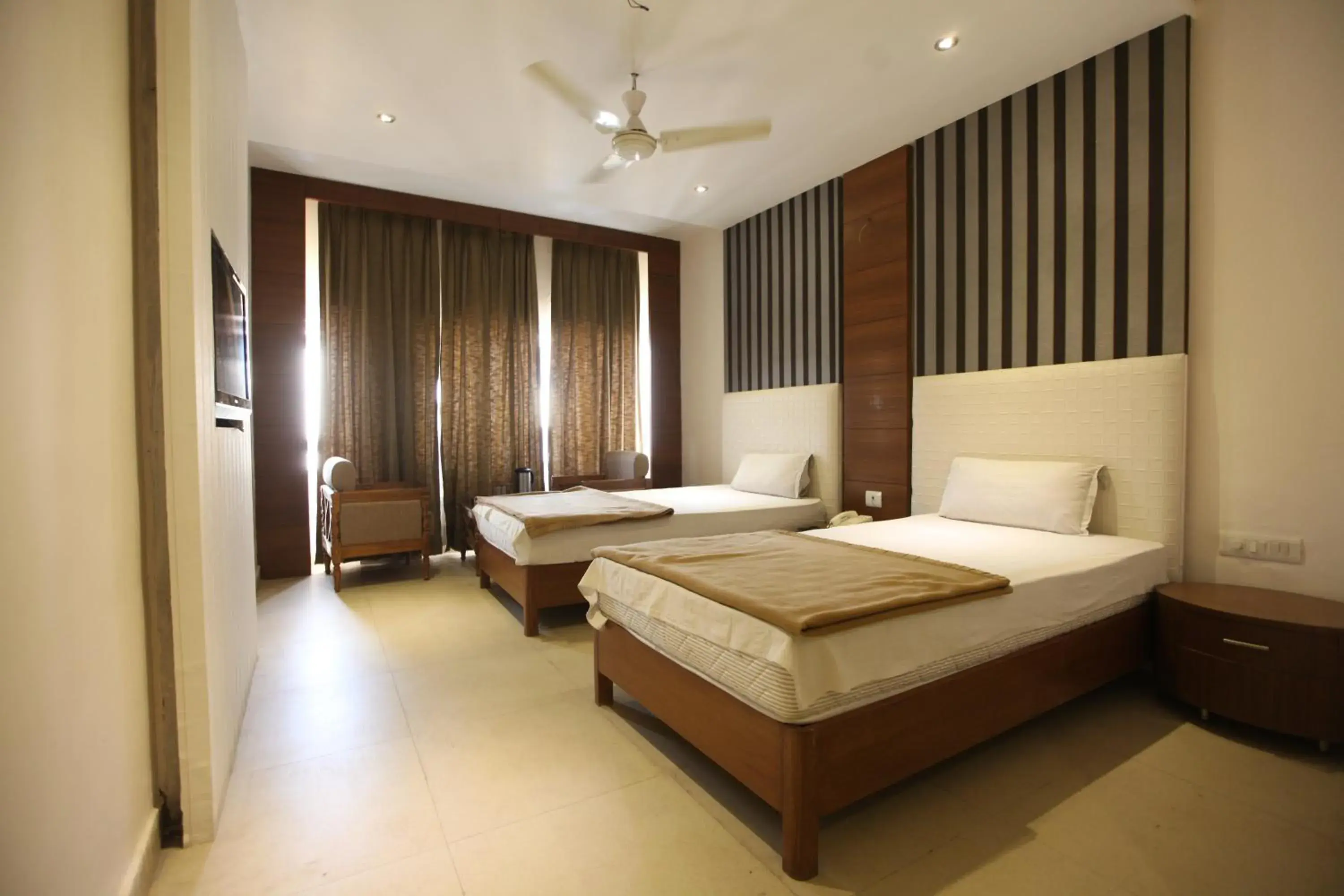 Bedroom, Bed in Hotel Landmark - Centre of City Chandigarh Bedroom, Bed in Hotel Landmark - Centre of City Chandigarh
