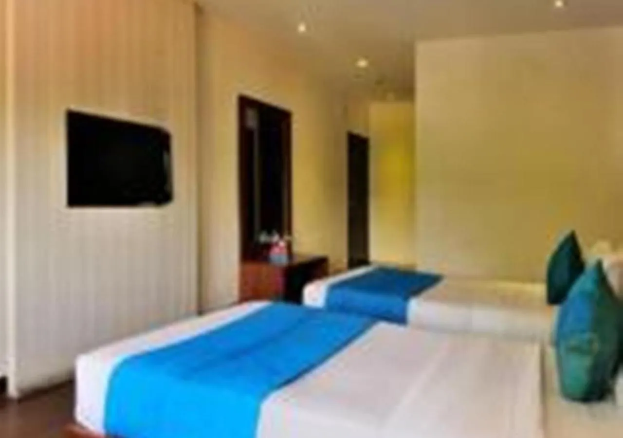 Bedroom, Bed in Hotel Landmark - Centre of City Chandigarh