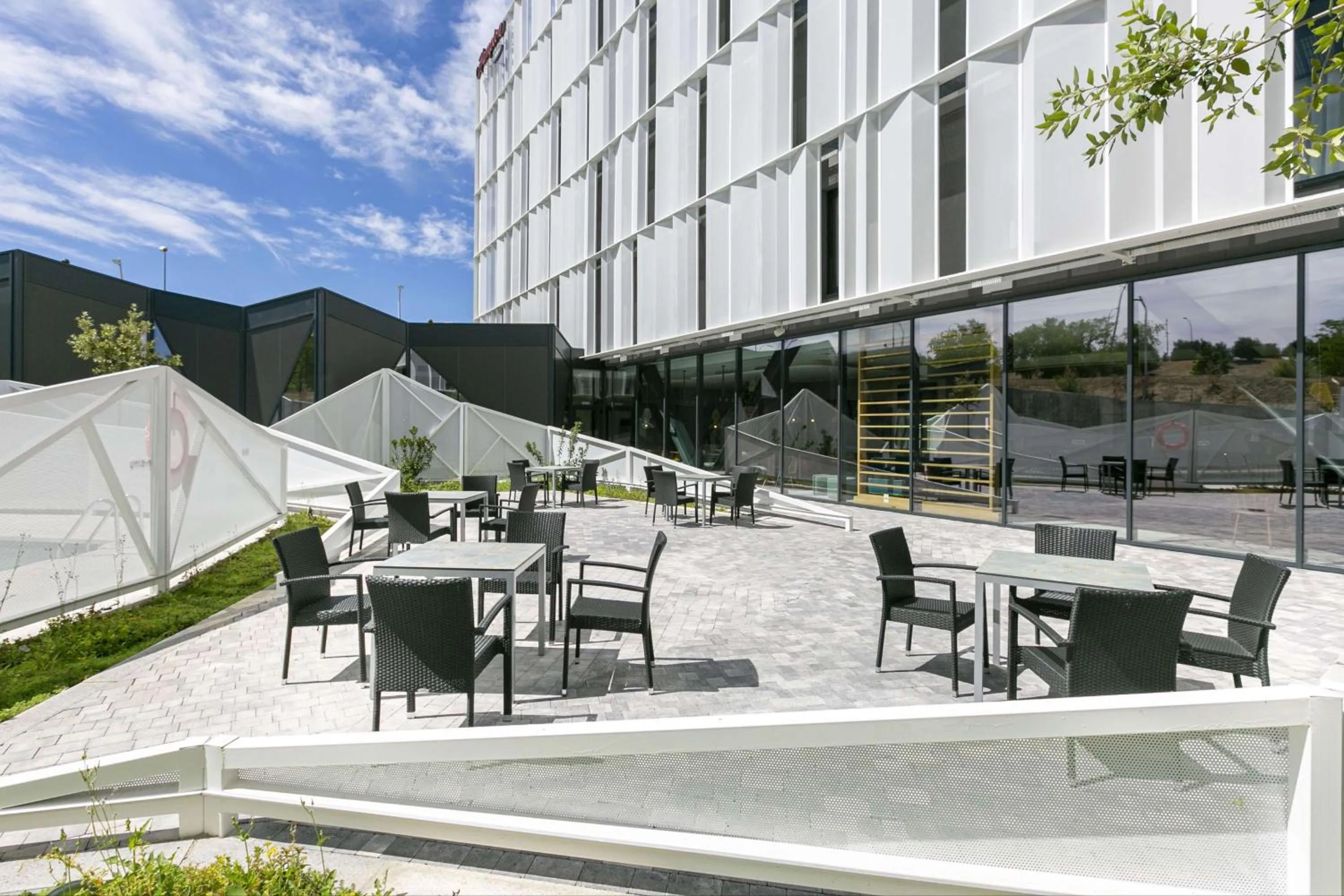 Patio in Hampton By Hilton Alcobendas Madrid