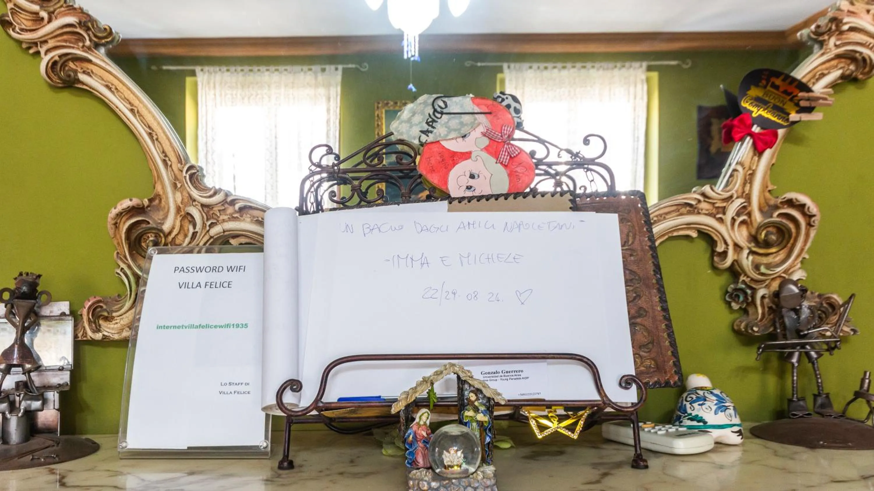 Breakfast in Villa Felice