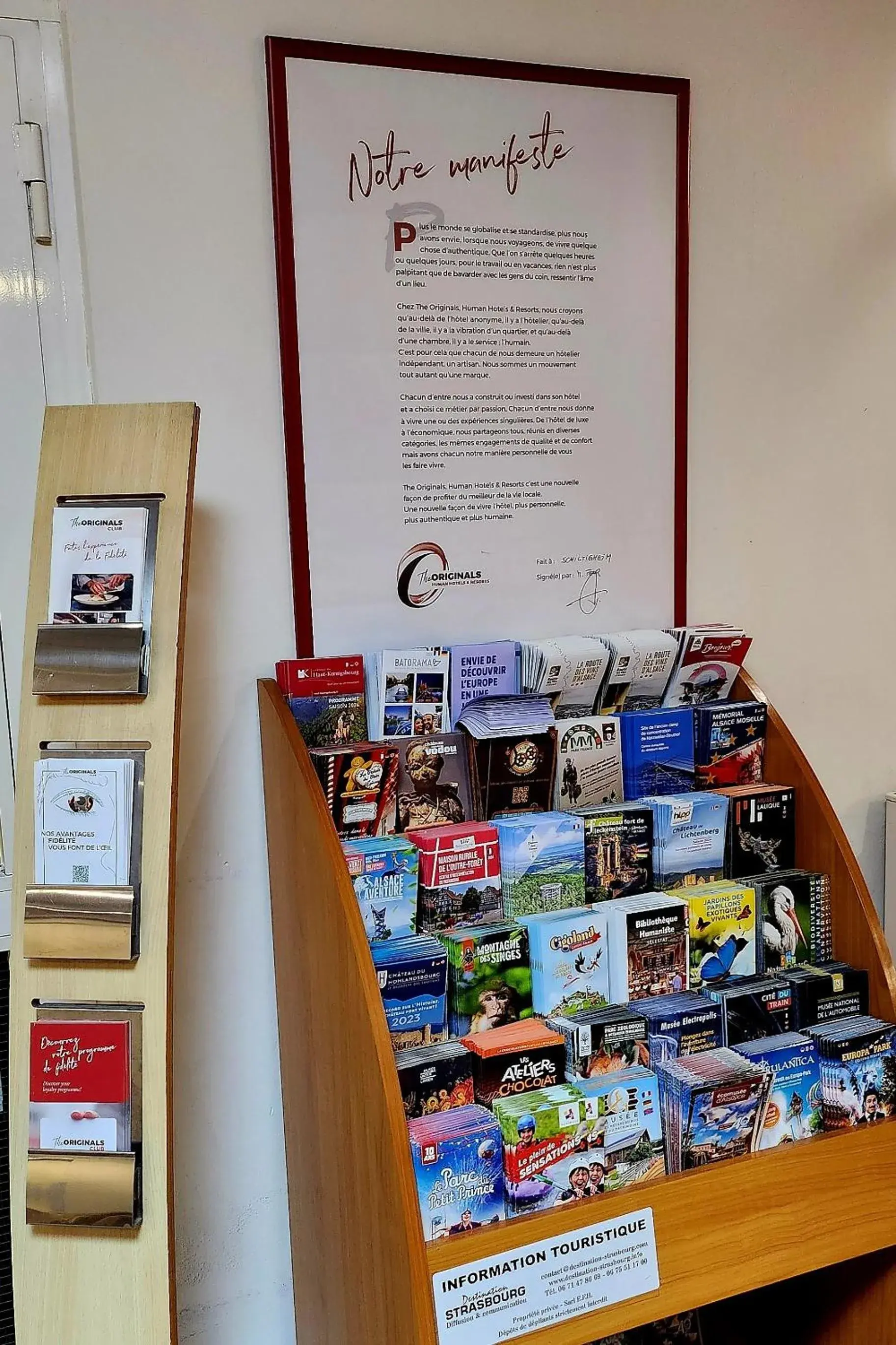 Lobby or reception in The Originals City, Hôtel Le Forum, Strasbourg Nord Lobby or reception in The Originals City, Hôtel Le Forum, Strasbourg Nord