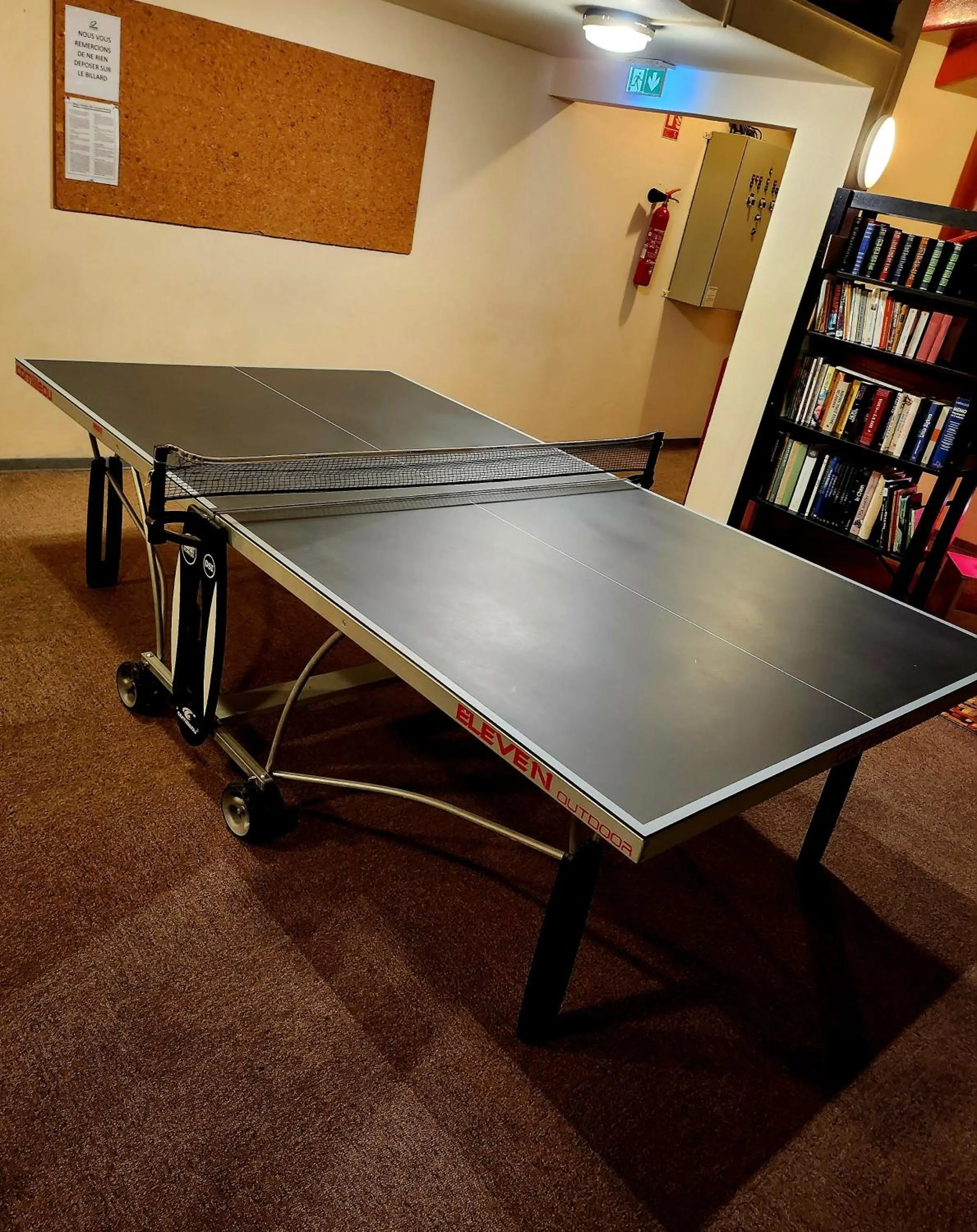 Game Room in The Originals City, Hôtel Le Forum, Strasbourg Nord