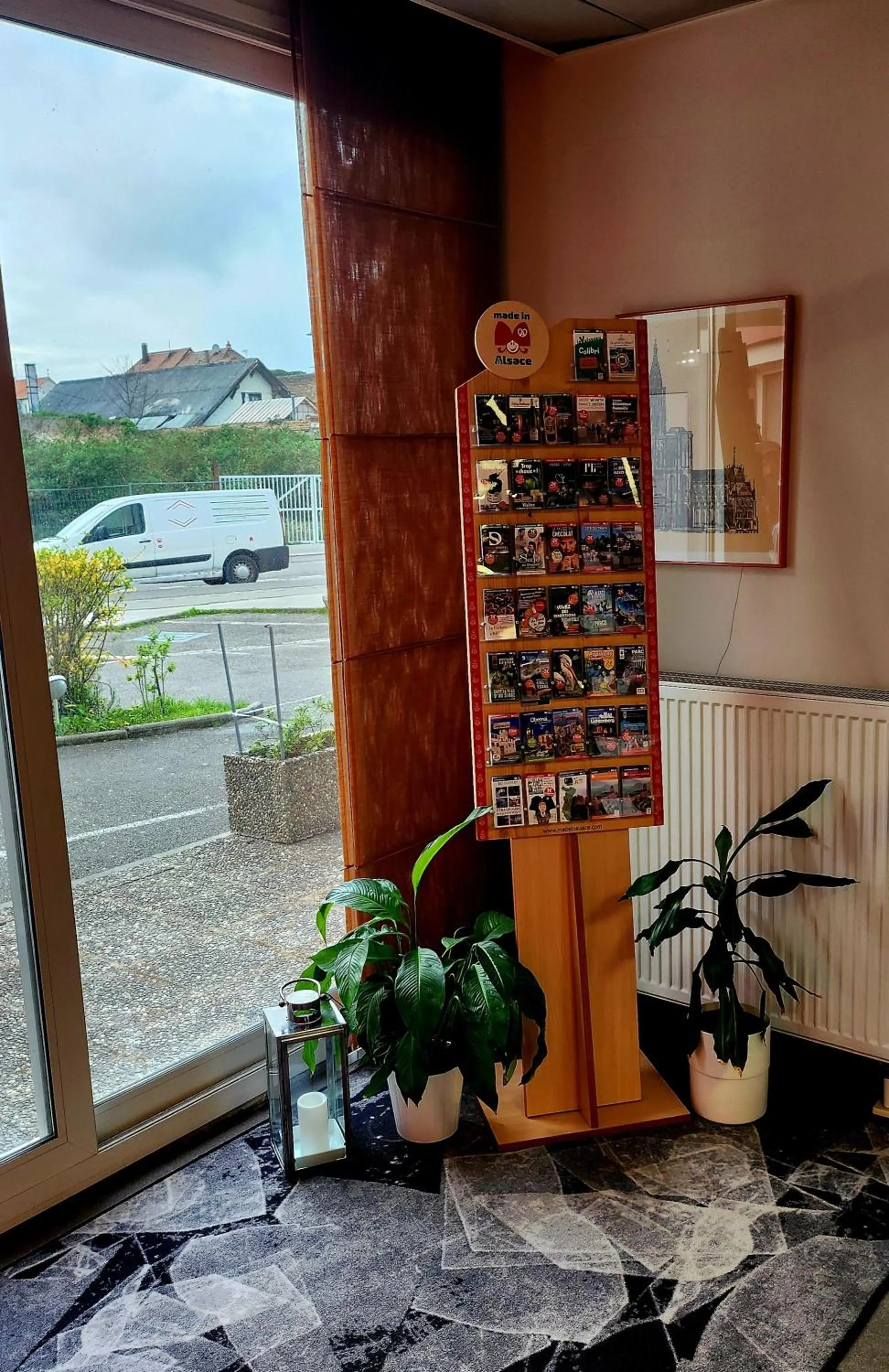 Lobby or reception in The Originals City, Hôtel Le Forum, Strasbourg Nord