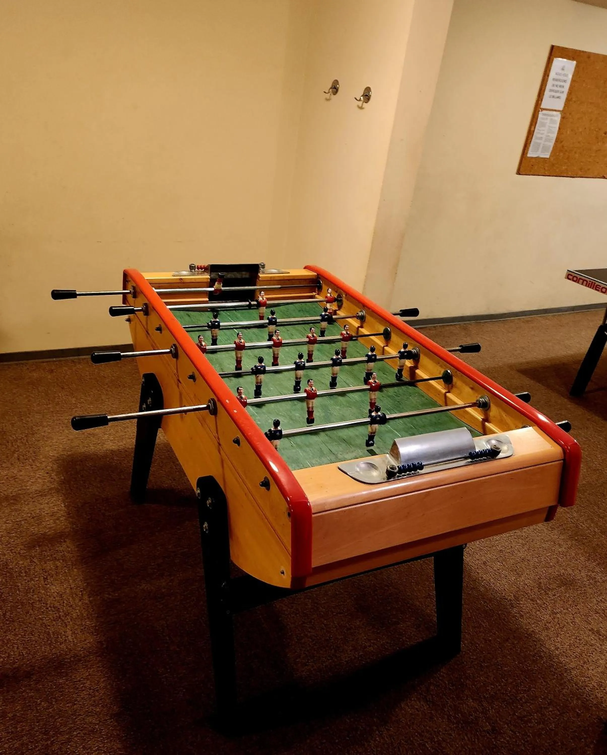 Game Room in The Originals City, Hôtel Le Forum, Strasbourg Nord