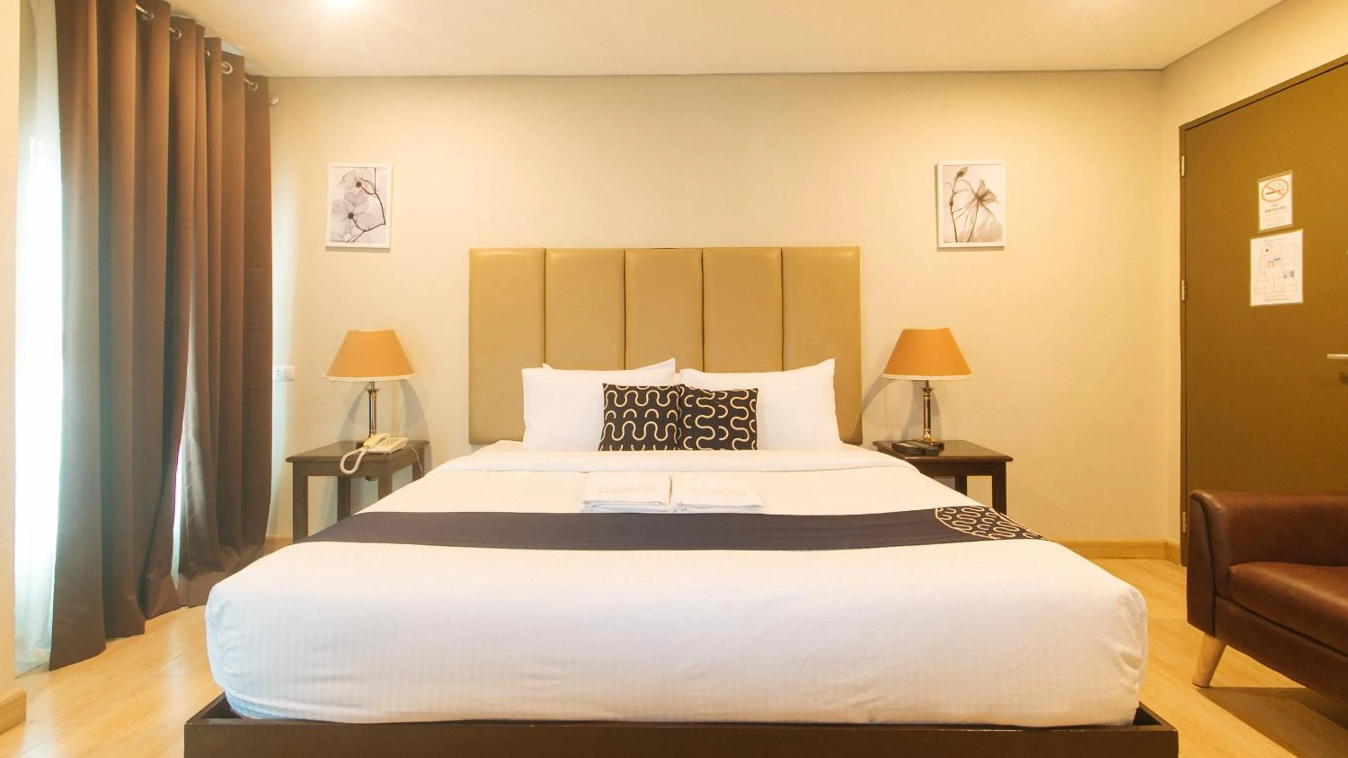 Bed in Asrodel Hotel RedPartner