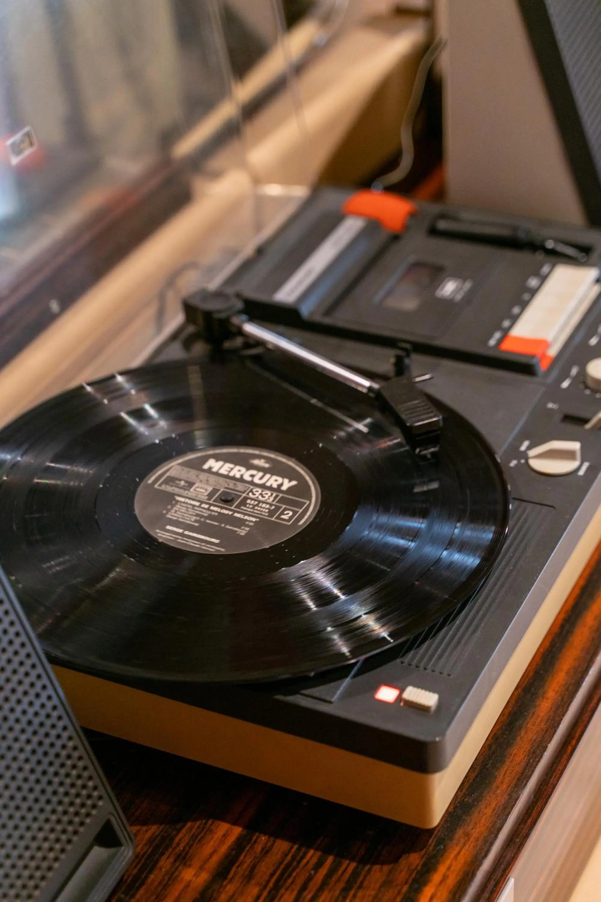 Decorative detail in Hôtel Comté de Nice