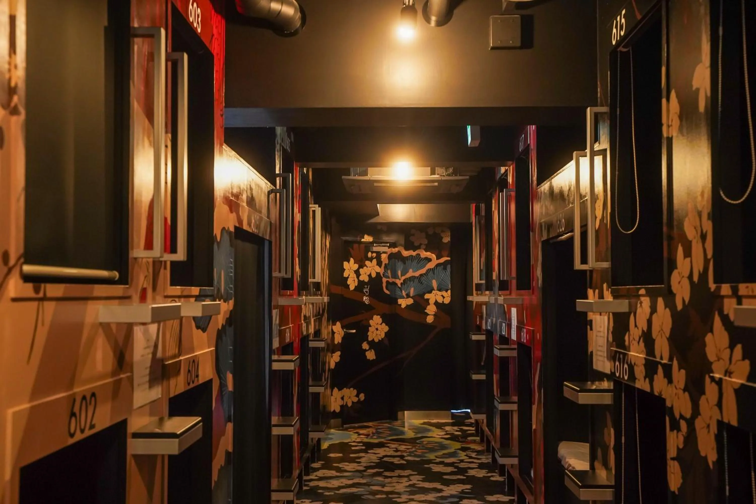 Photo of the whole room in esports hotel e-ZONe 電脳空間