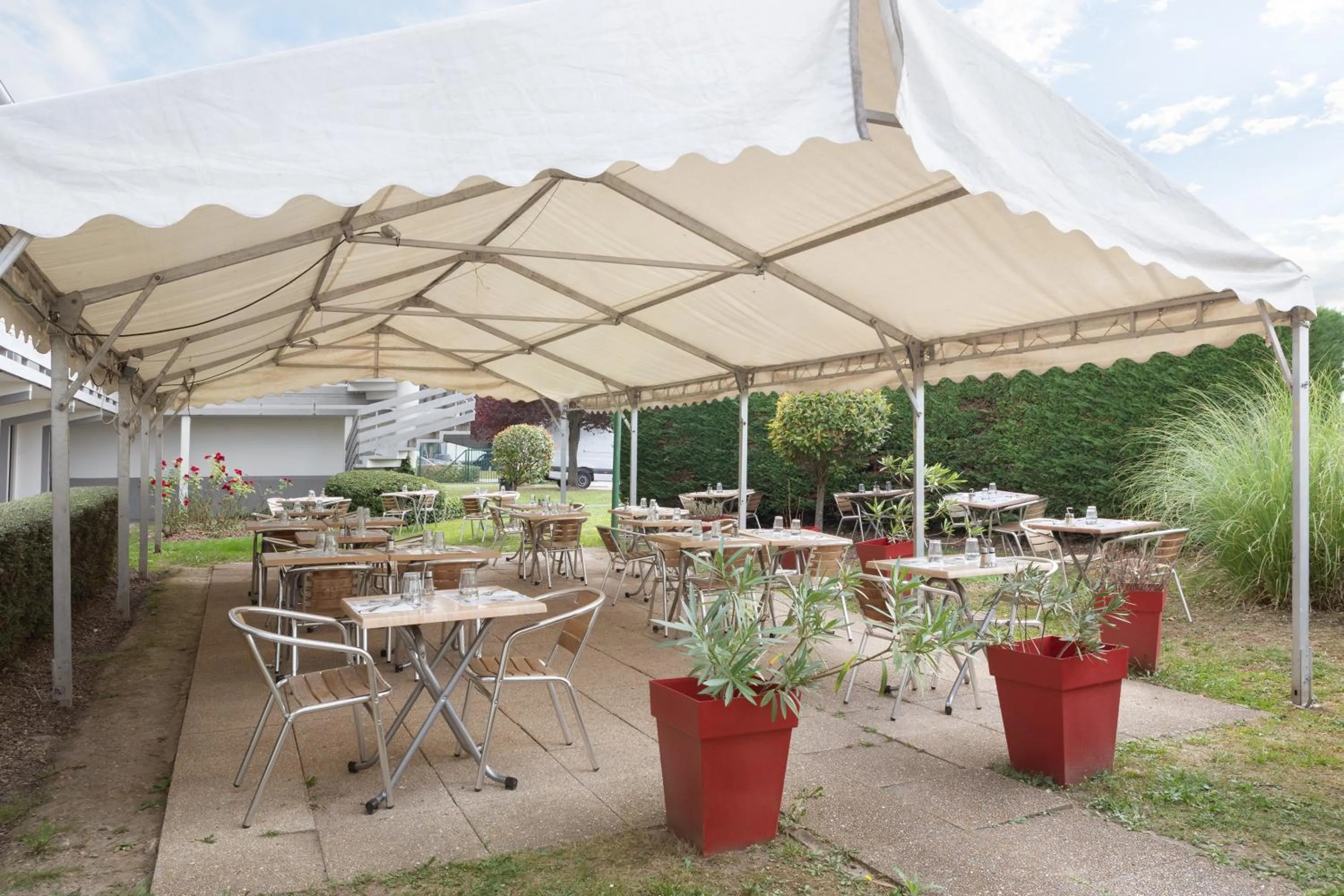 Balcony/Terrace in Campanile Créteil - Bonneuil Sur Marne