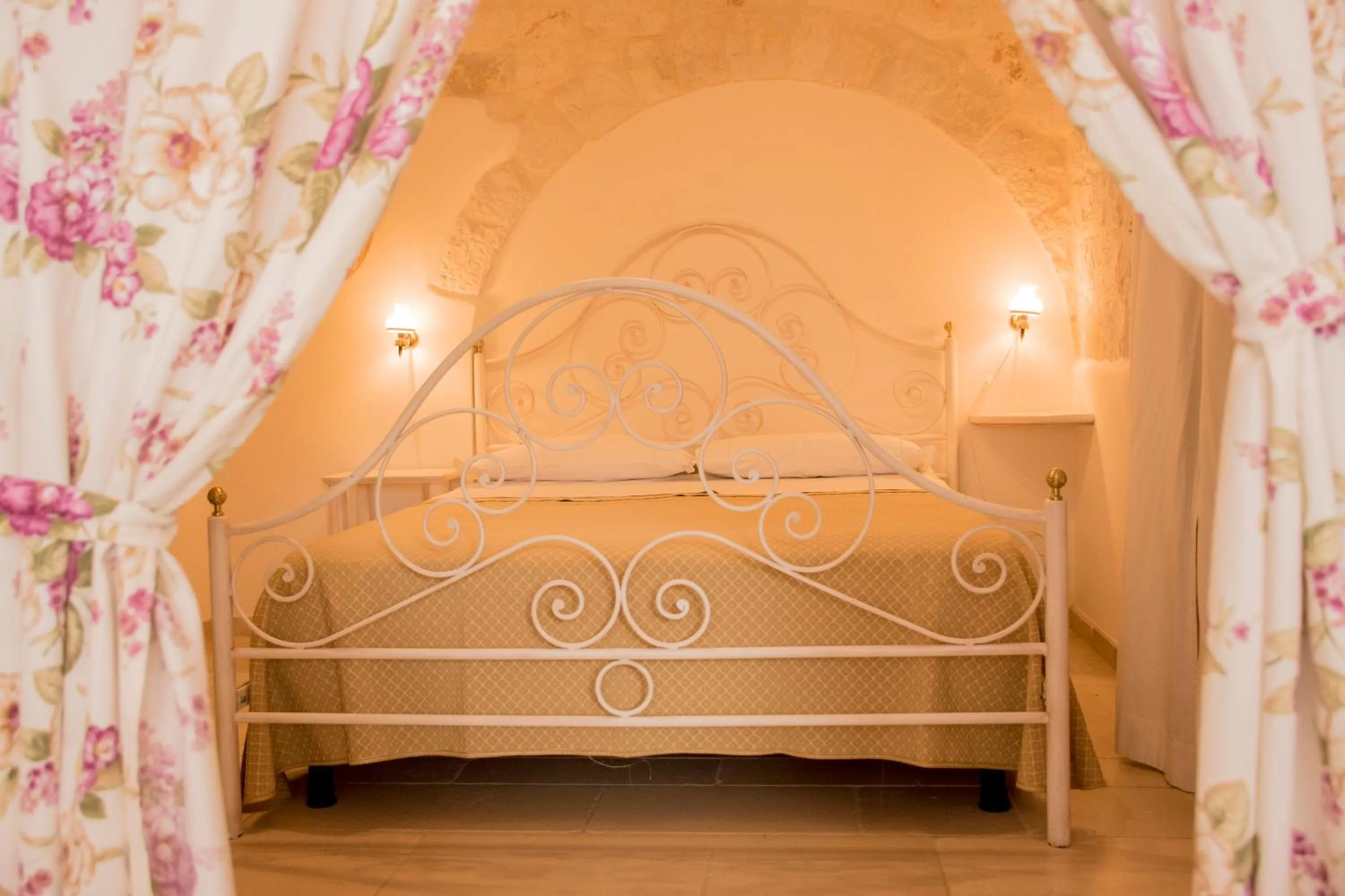 Bed in Micele Holiday Houses