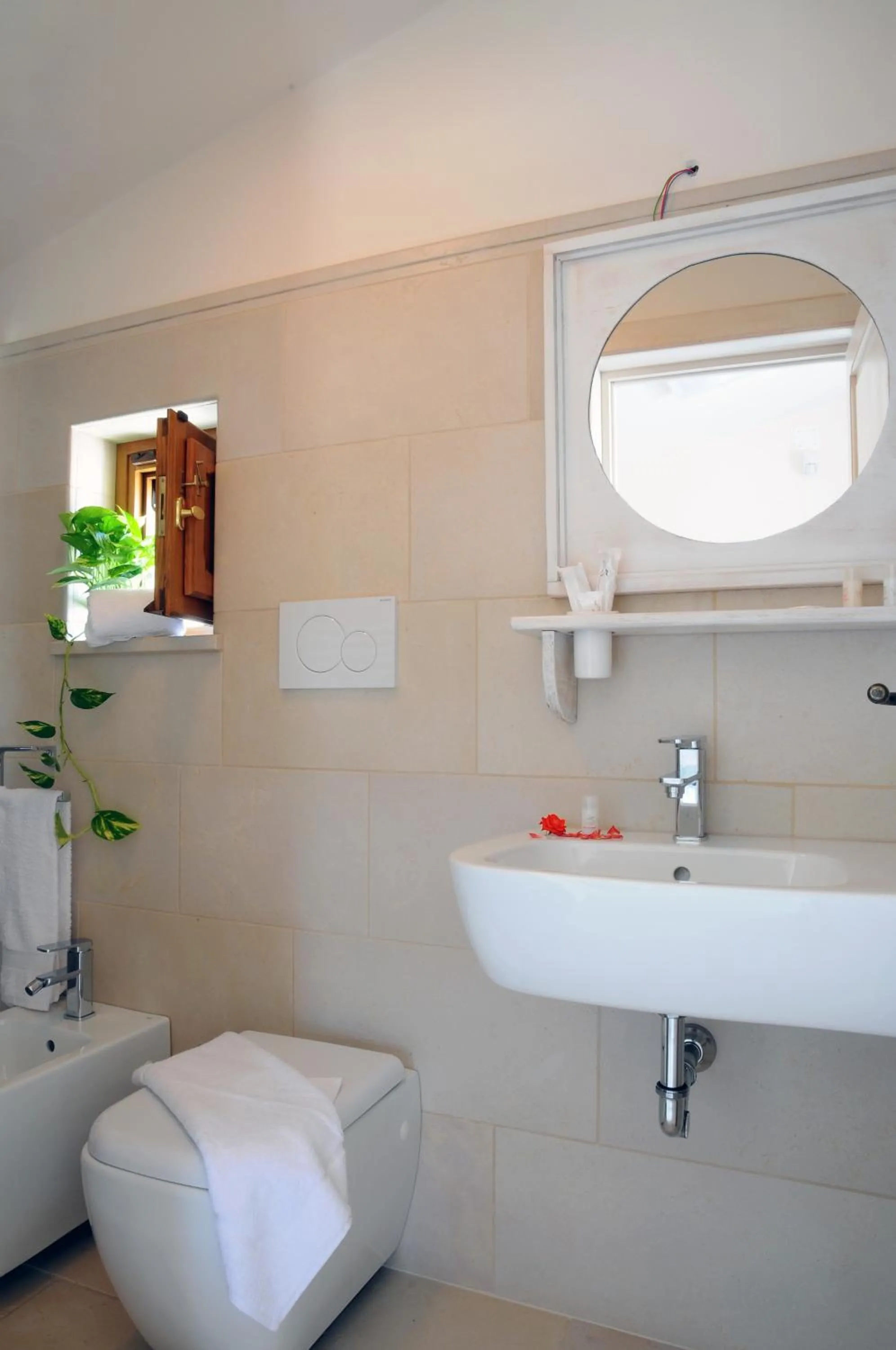 Toilet in Micele Holiday Houses